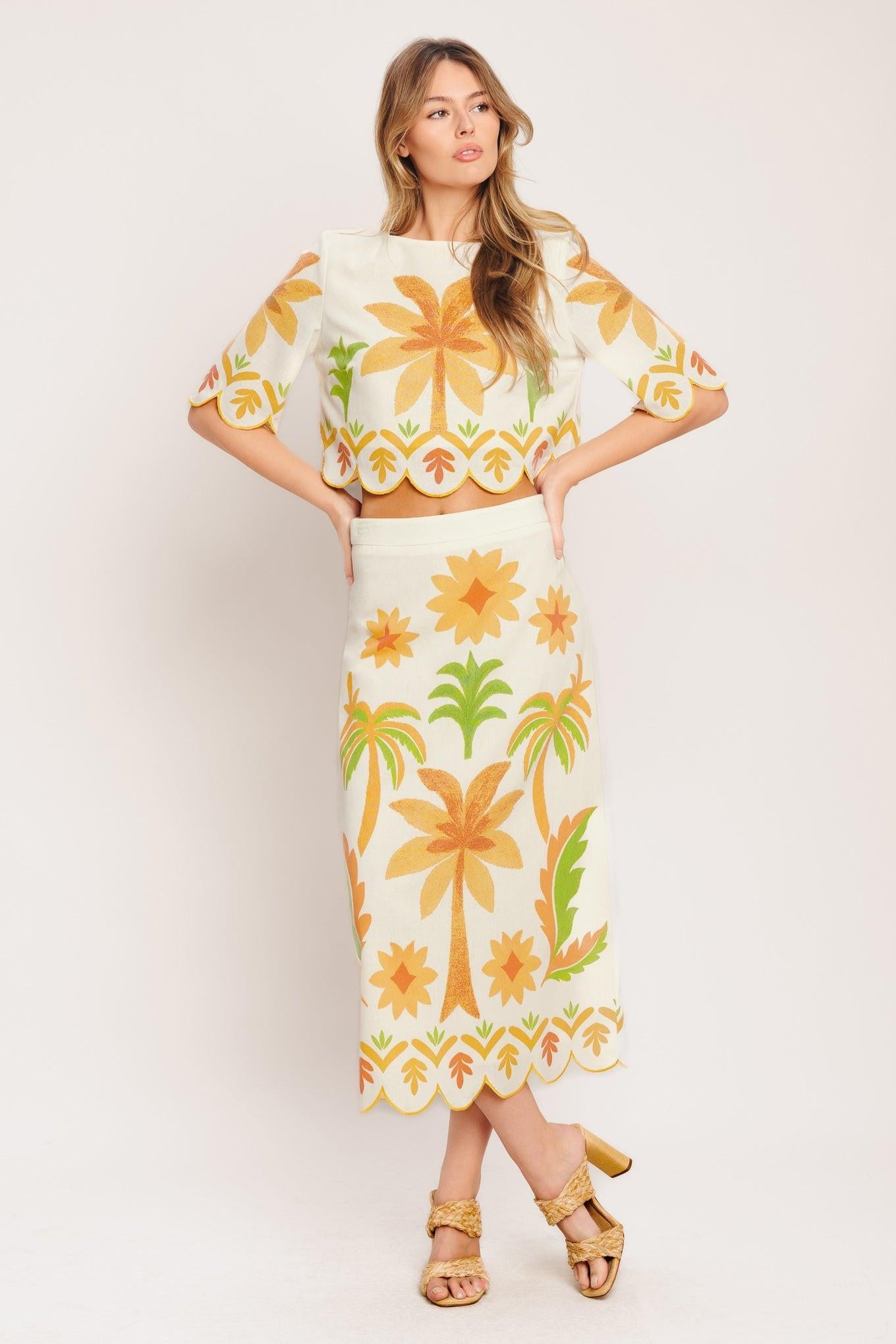 Tropical Palm Print Midi Skirt with Scalloped Hem - Image 2