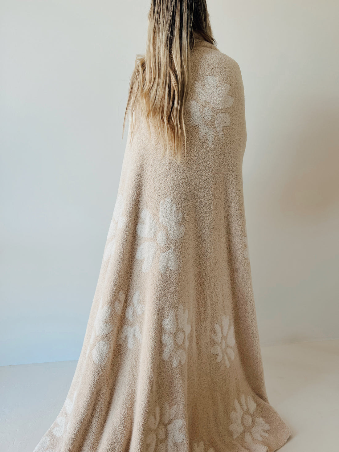 Plush Blanket | Lazy Daisy