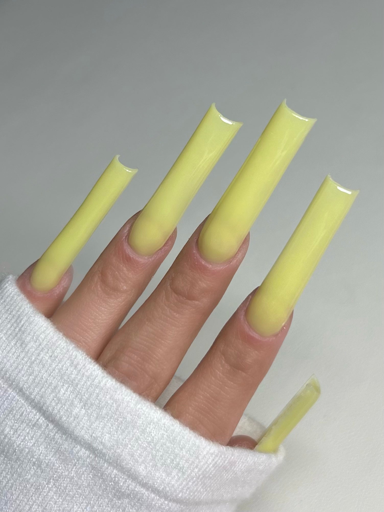 Yellow Daze Professional Acrylic Powder Nail System 0.5oz - Image 2
