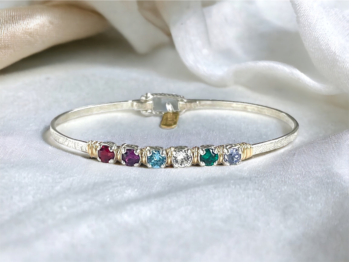 Custom Mothers Birthstone Bracelet Mid-Sized