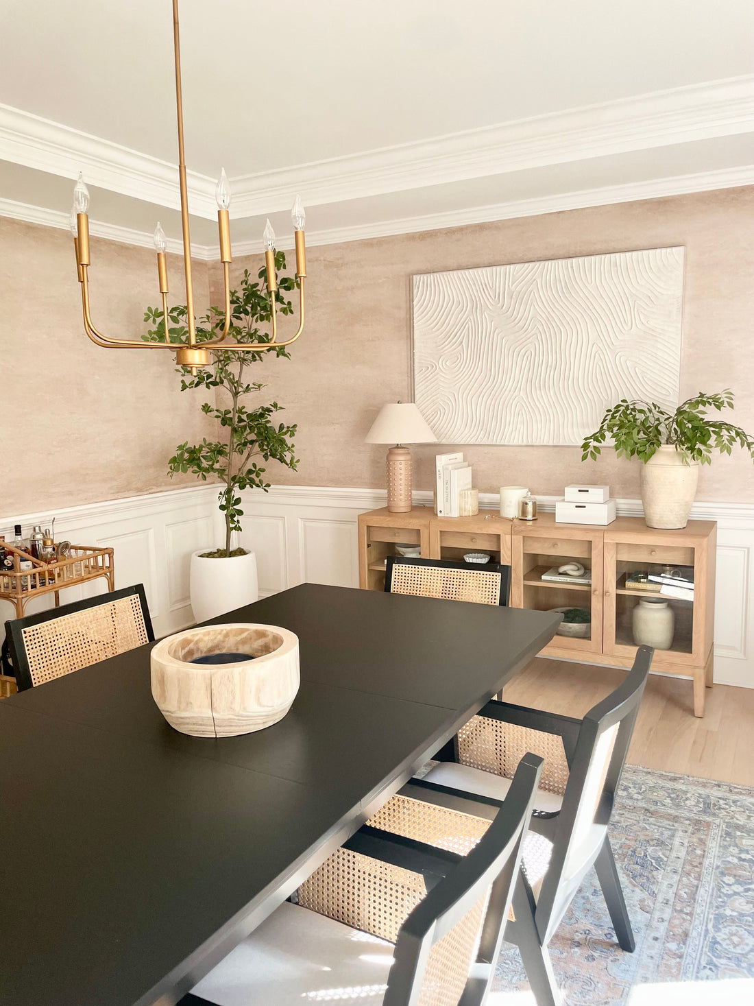 Edward Minimalist Wallpaper in Sand and Beige Modern Organic