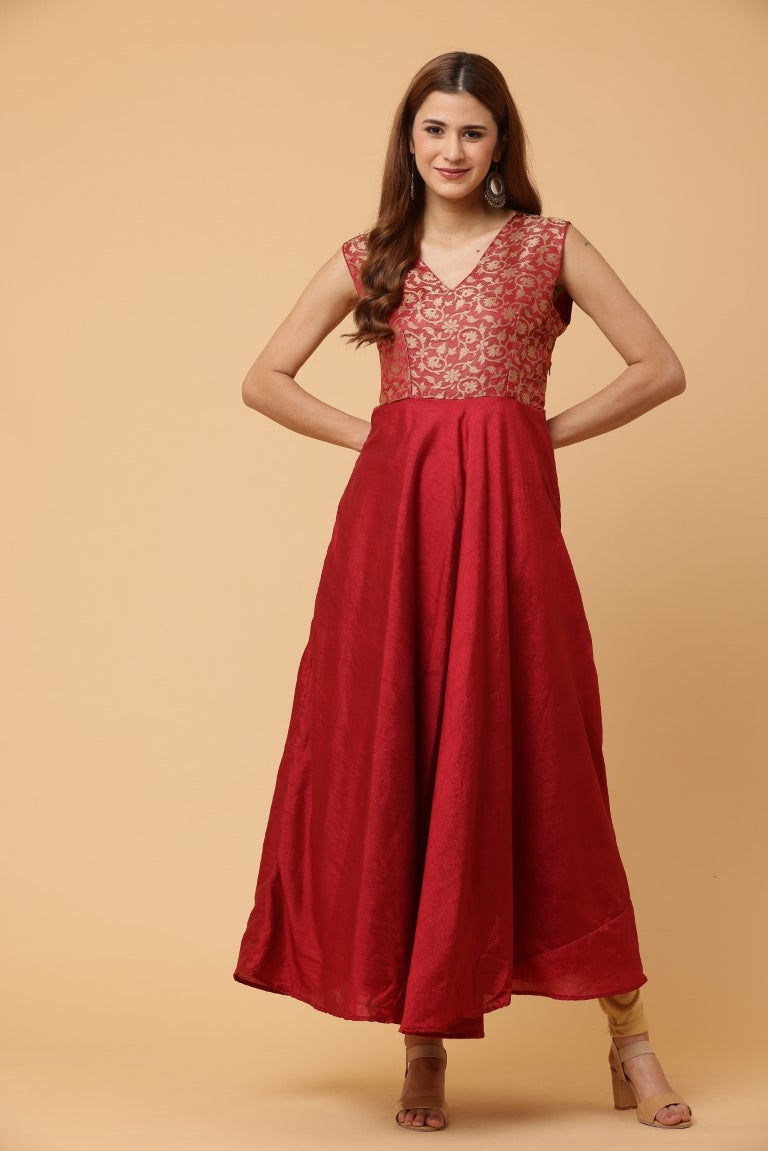 Fab Fashion Maroon Sleeveless Anarkali Dress