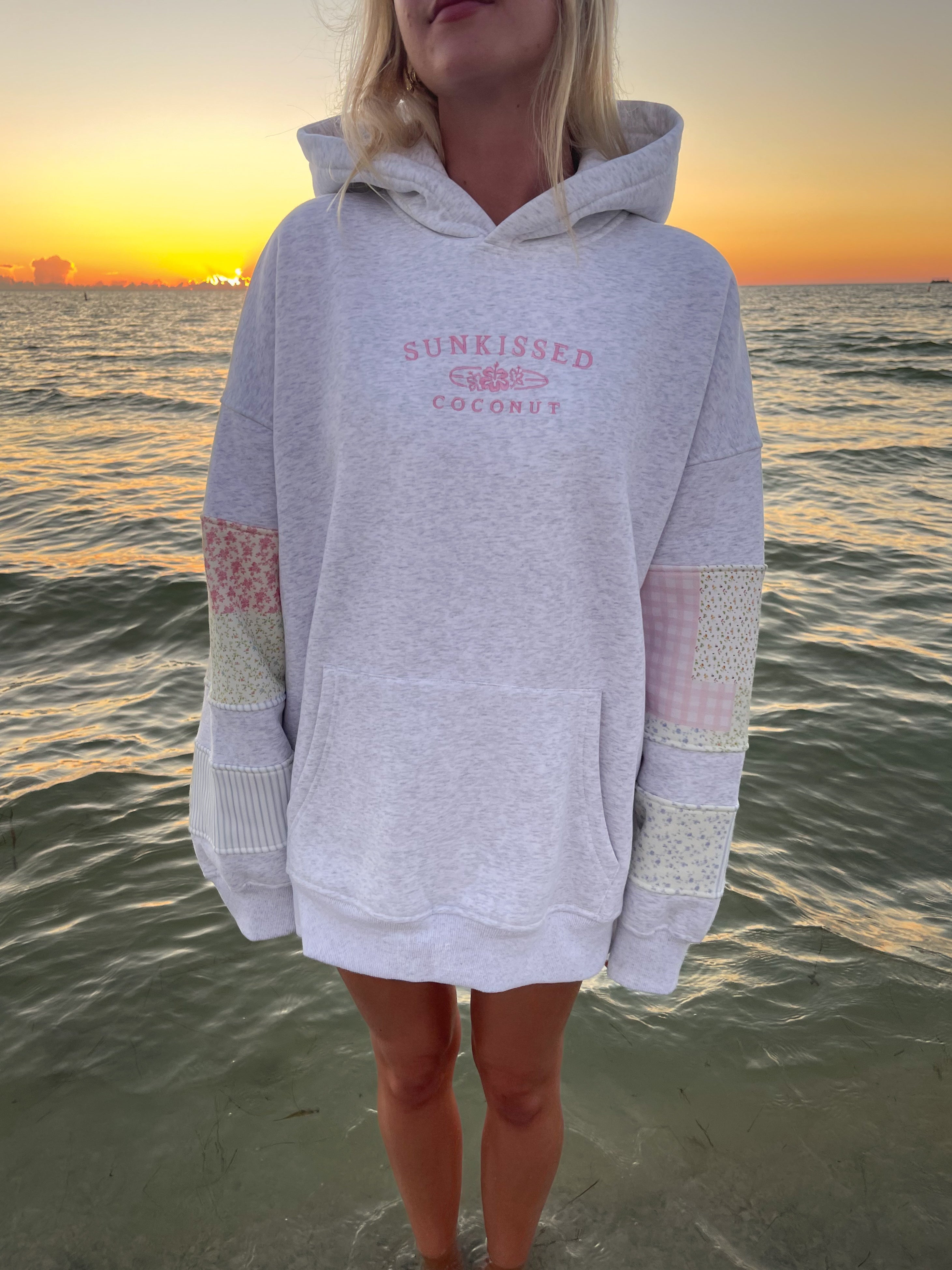 Quilted Pastel Embroidered Hoodie - Cozy Unisex Pullover