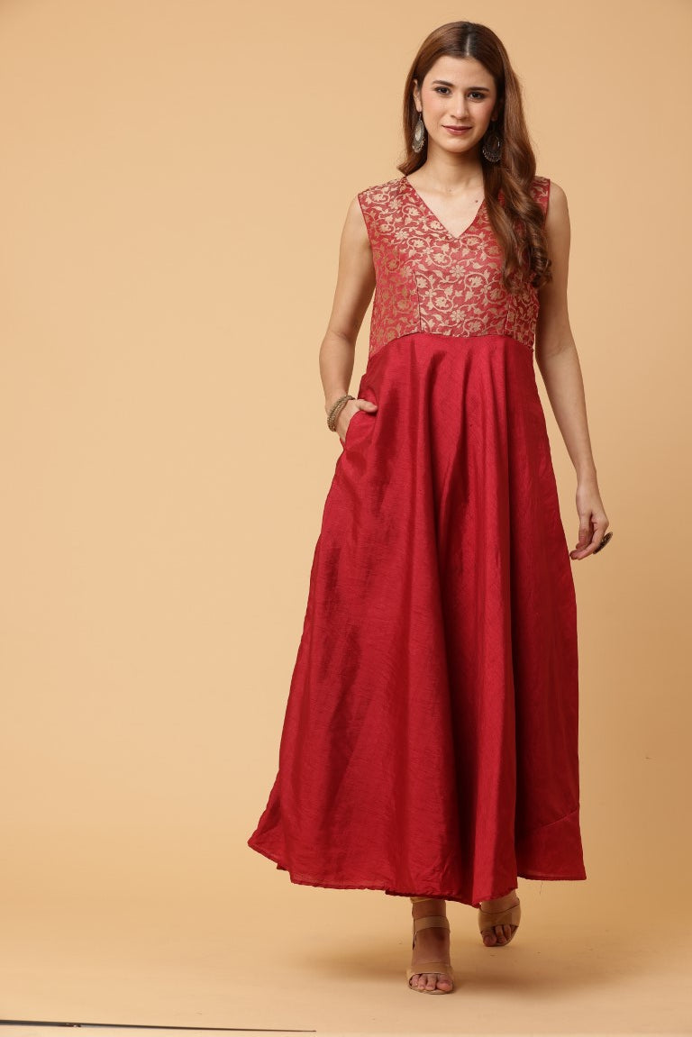 Fab Fashion Maroon Sleeveless Anarkali Dress