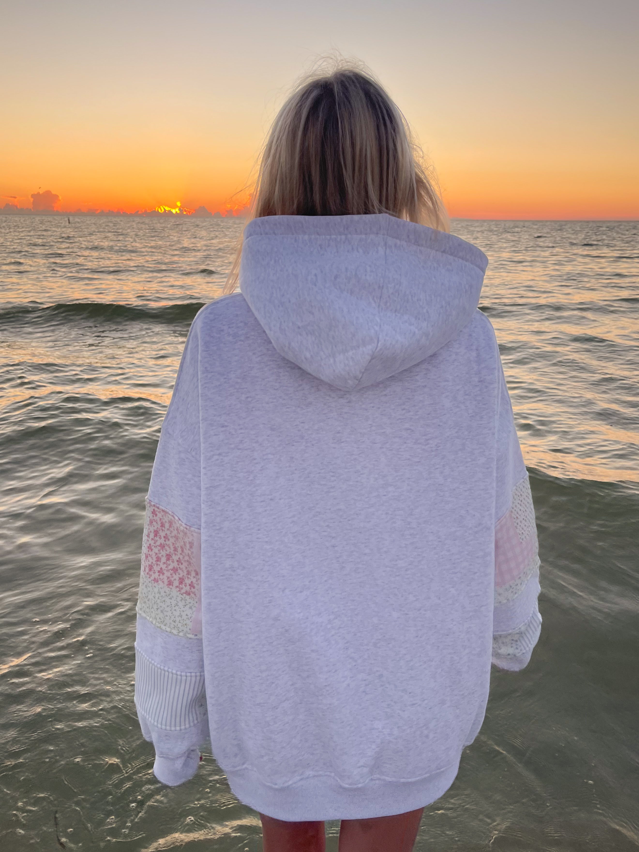 Quilted Pastel Embroidered Hoodie - Cozy Unisex Pullover