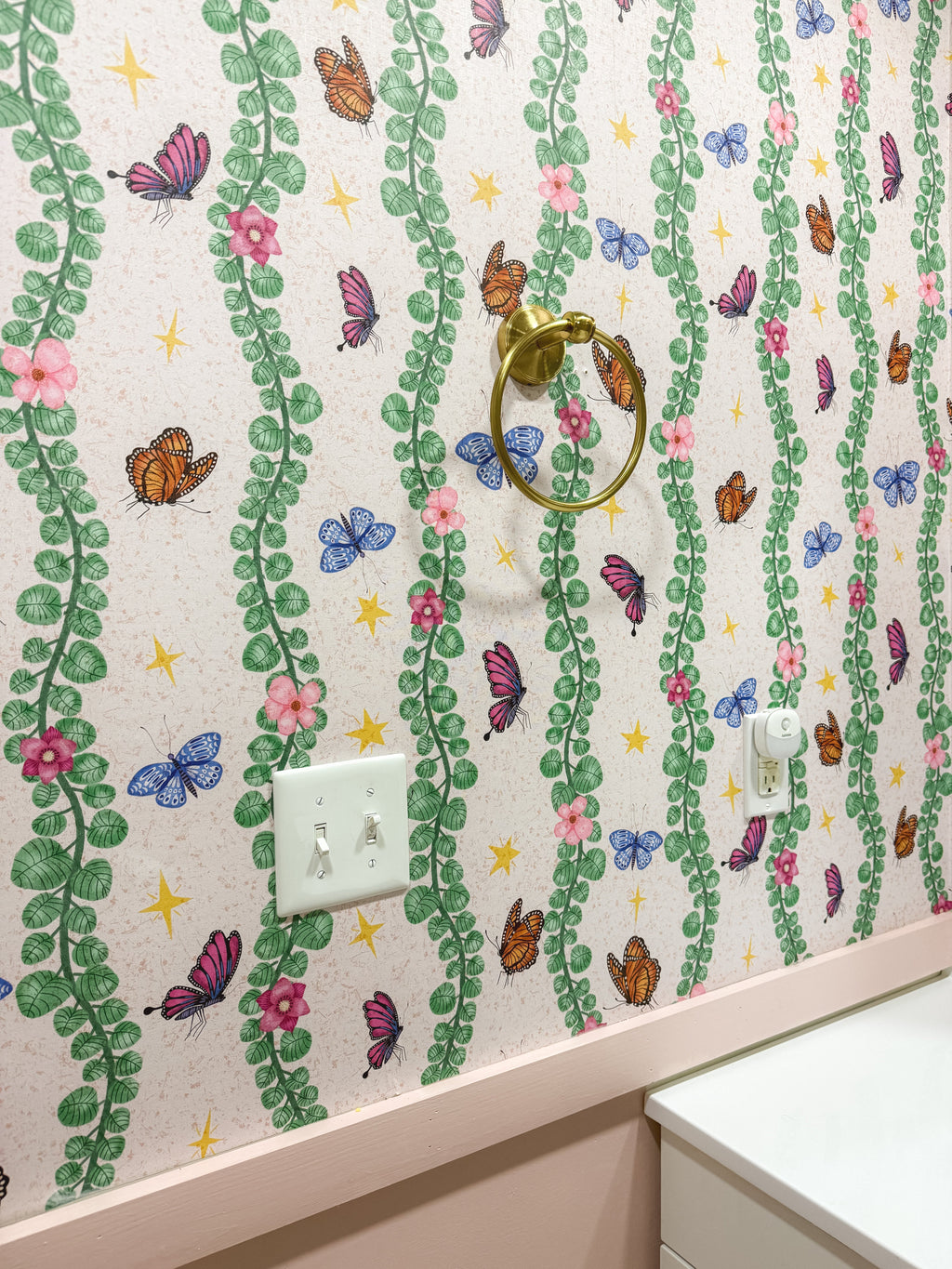 Sylva Whimsical Bohemian Wallpaper in Pink and Green