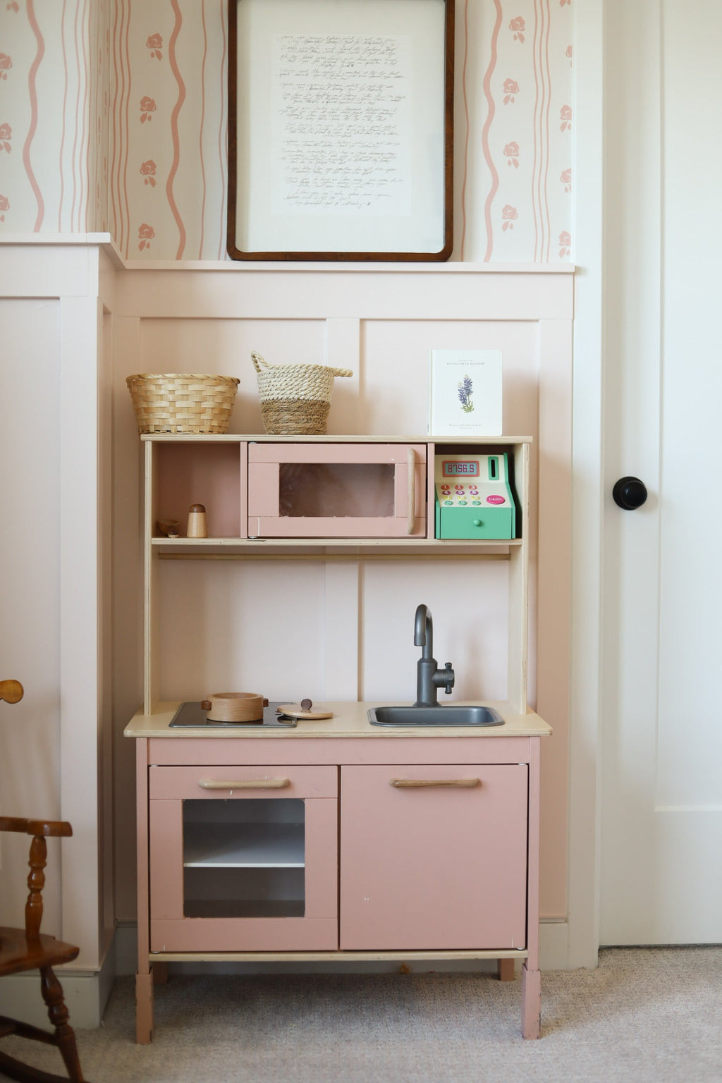 Halle Floral Wallpaper in Blush Pink and Cream