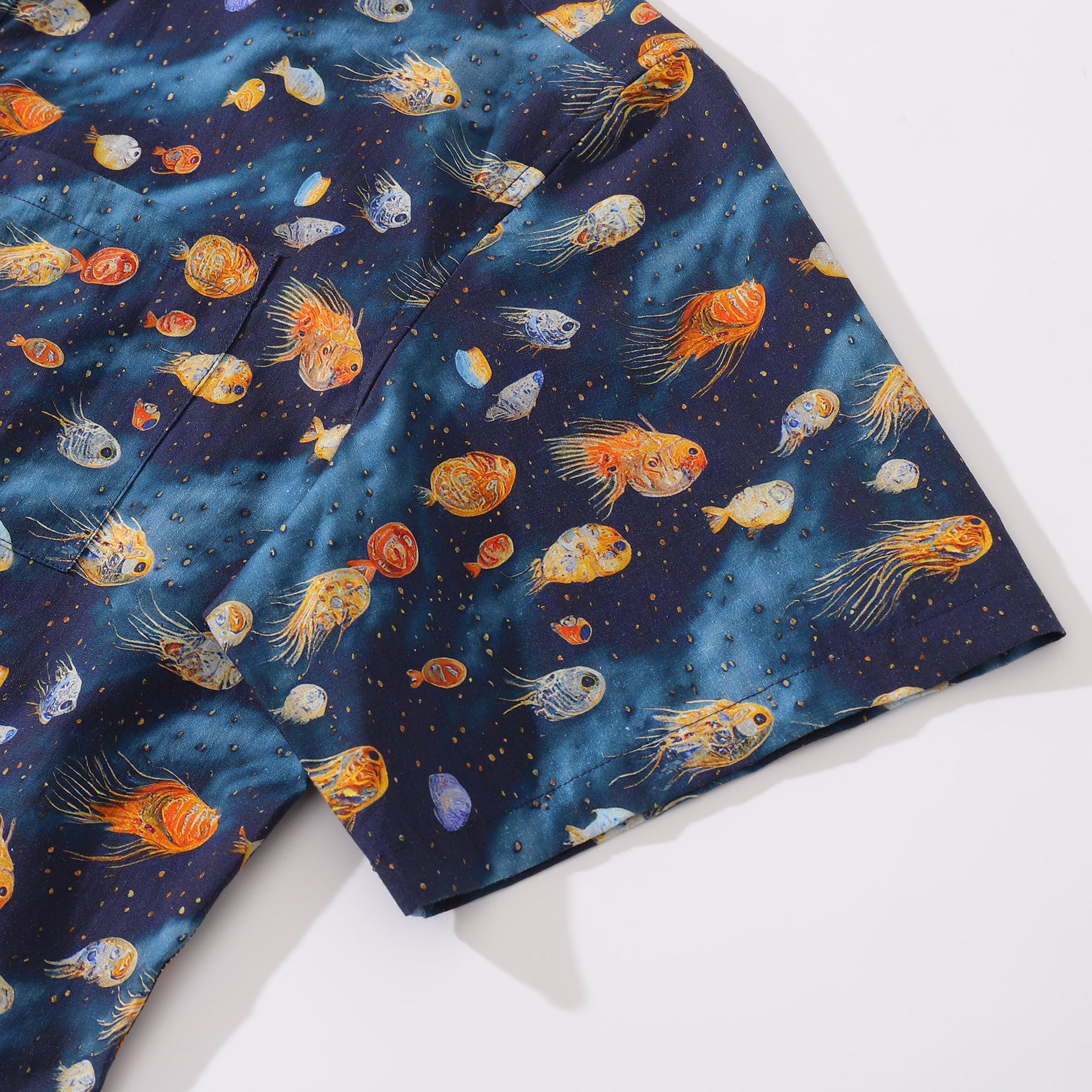 Men's Aquatic Reverie Print Short Sleeve Button-Down Cotton Shirt