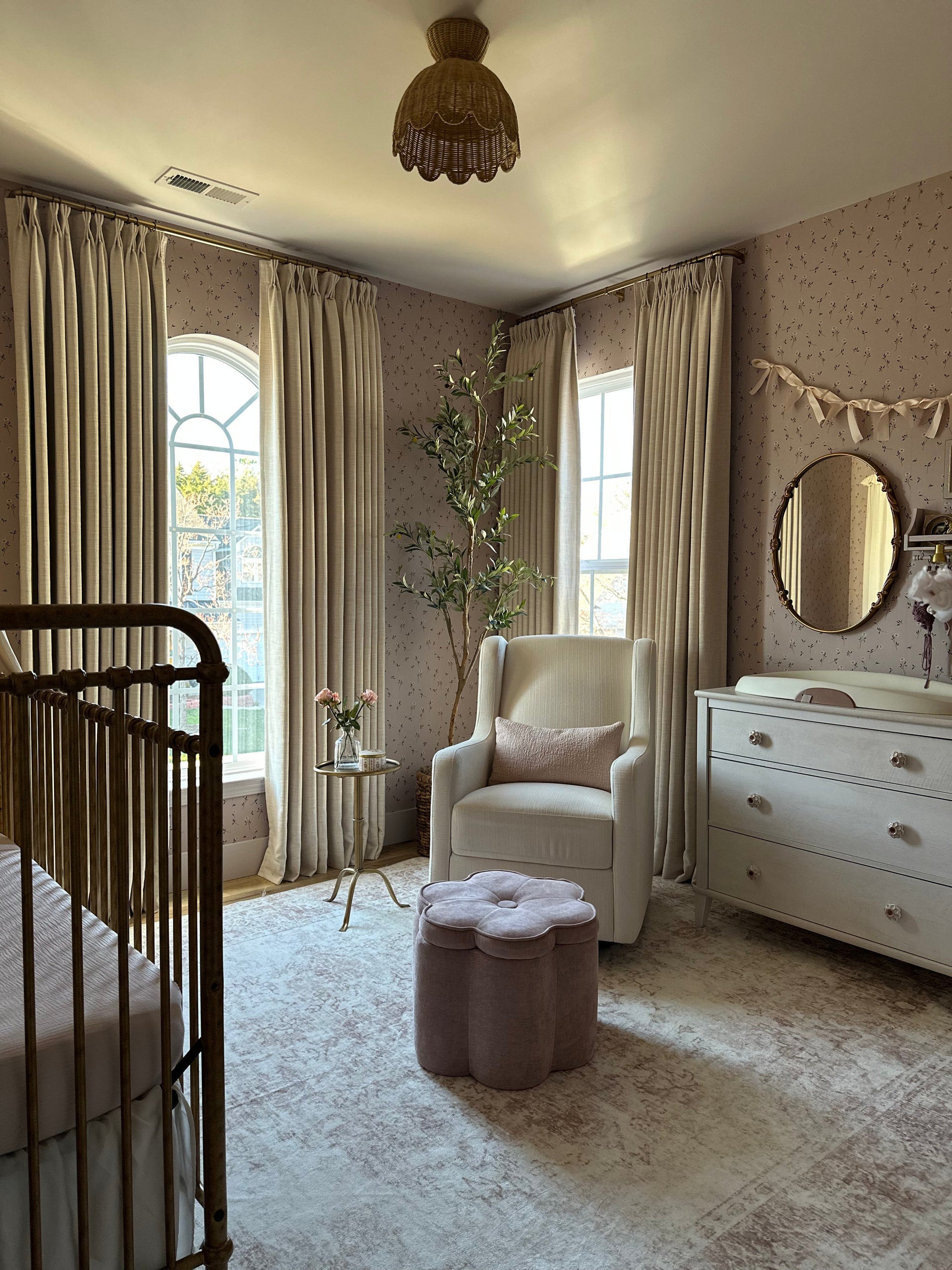 Brigitta Floral Wallpaper in Dusty-Rose and Muted-Green Decor