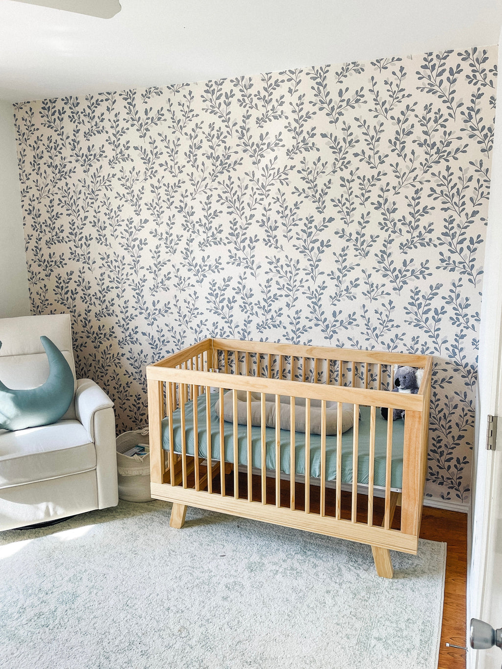 Briar Wallpaper - Botanical Removable Self-Adhesive Decor