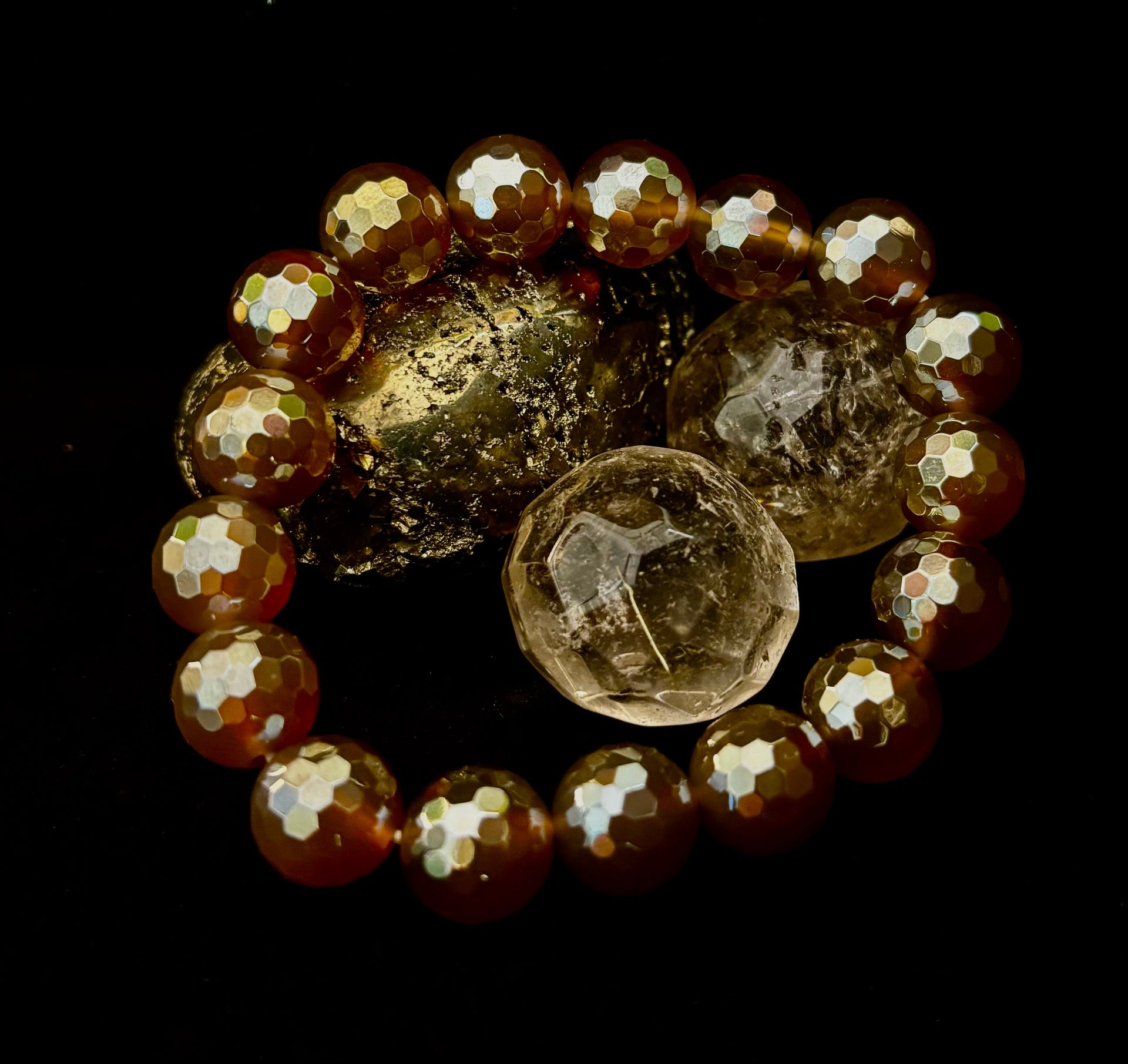 Champagne Glow Faceted Agate Gemstone Stretch Bracelet