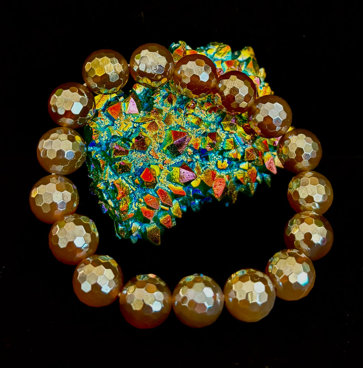 Champagne Glow Faceted Agate Gemstone Stretch Bracelet
