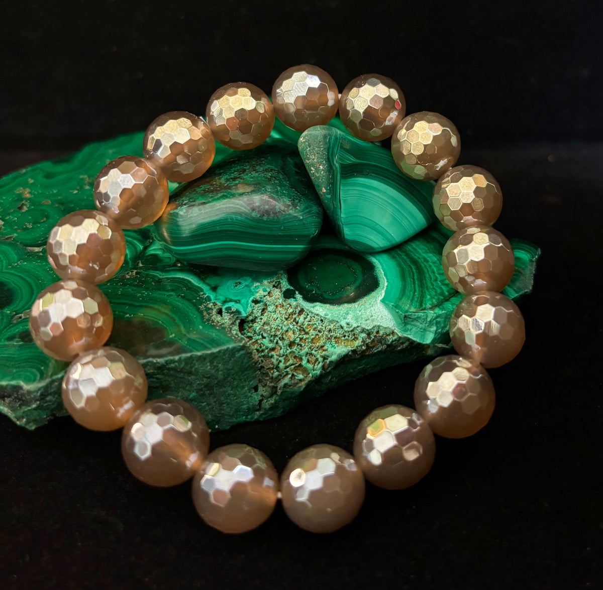 Champagne Glow Faceted Agate Gemstone Stretch Bracelet