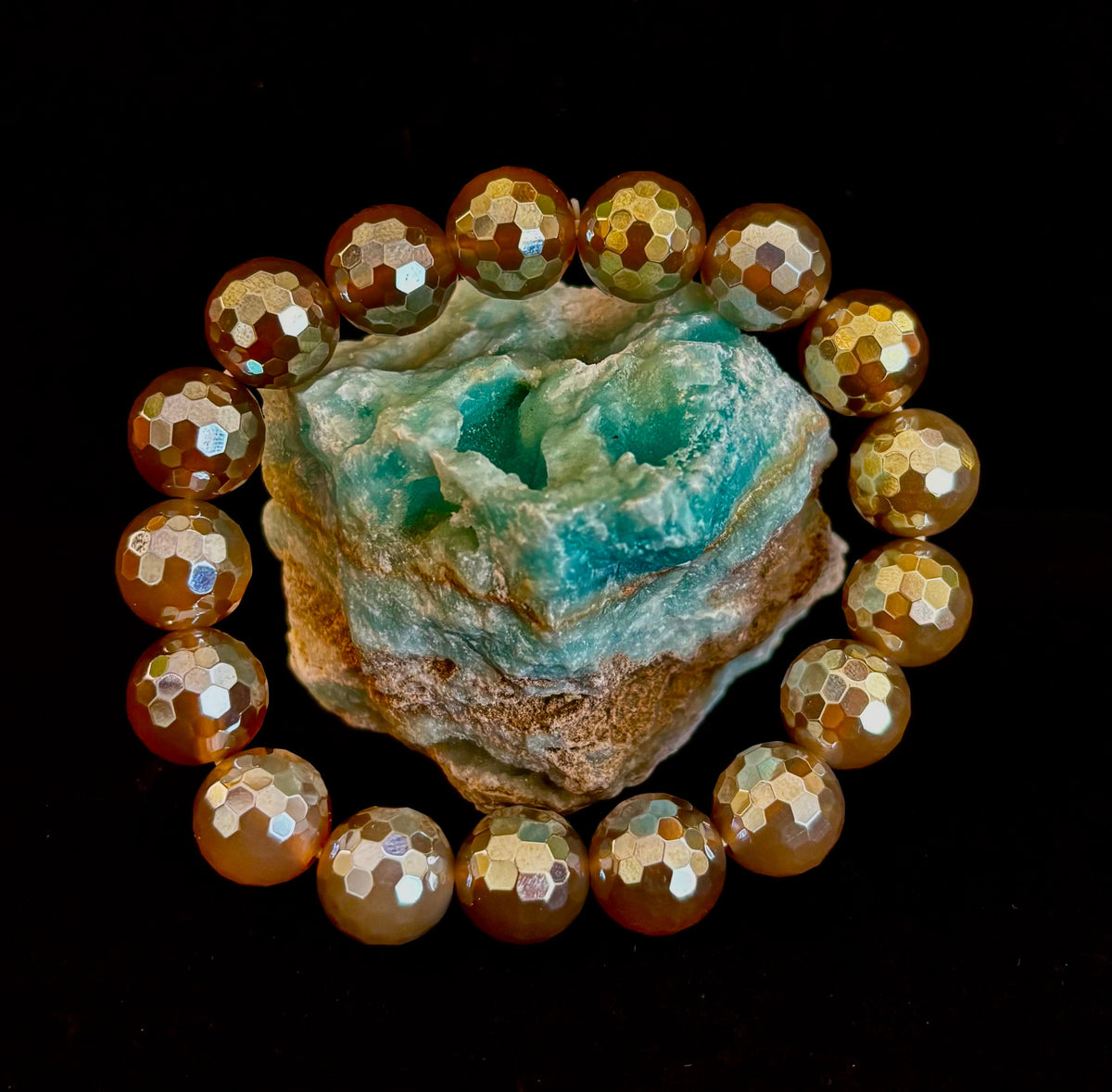 Champagne Glow Faceted Agate Gemstone Stretch Bracelet