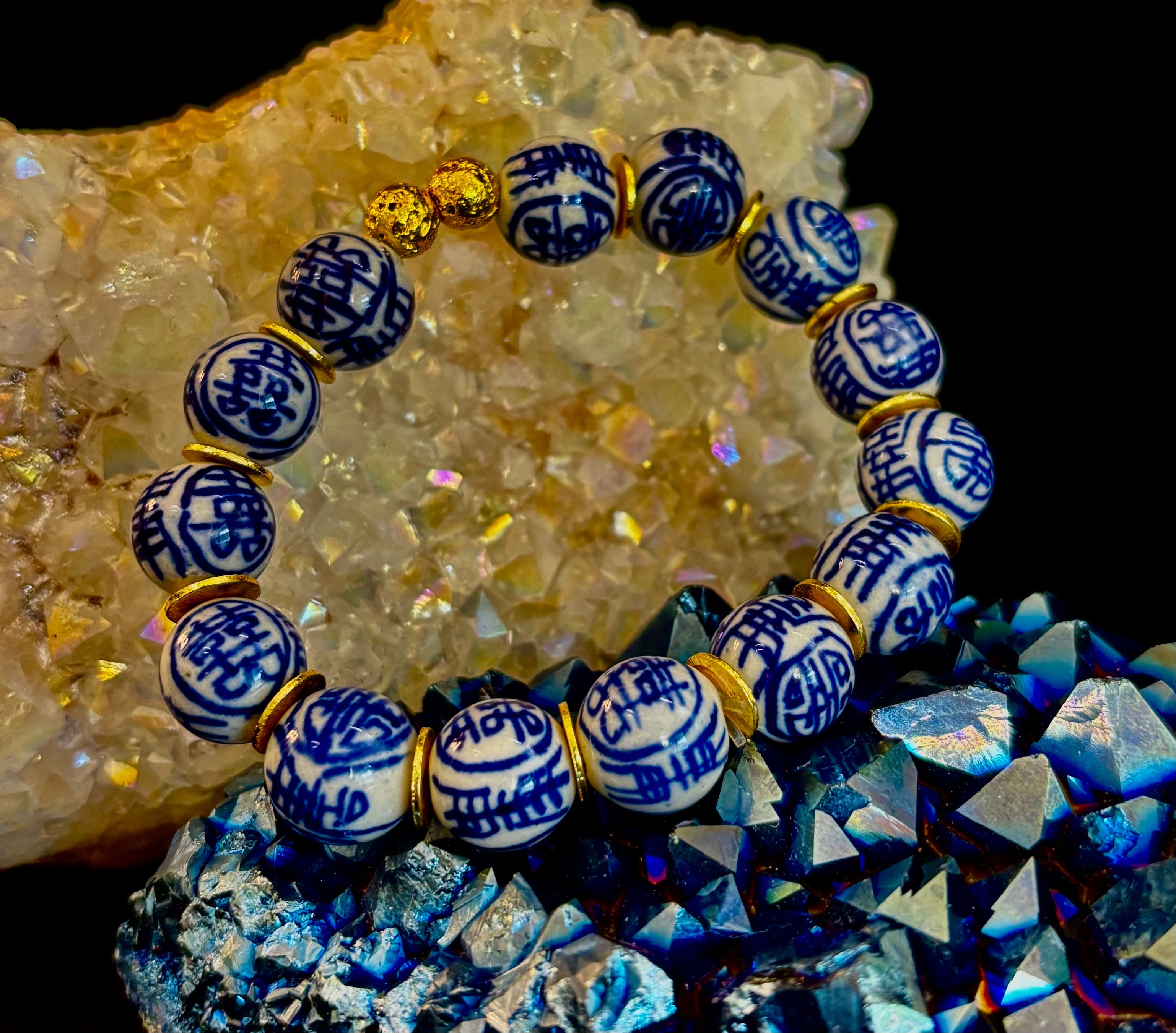 Blue Willow Chinoiserie Ceramic Bead Bracelet with Brass Accents