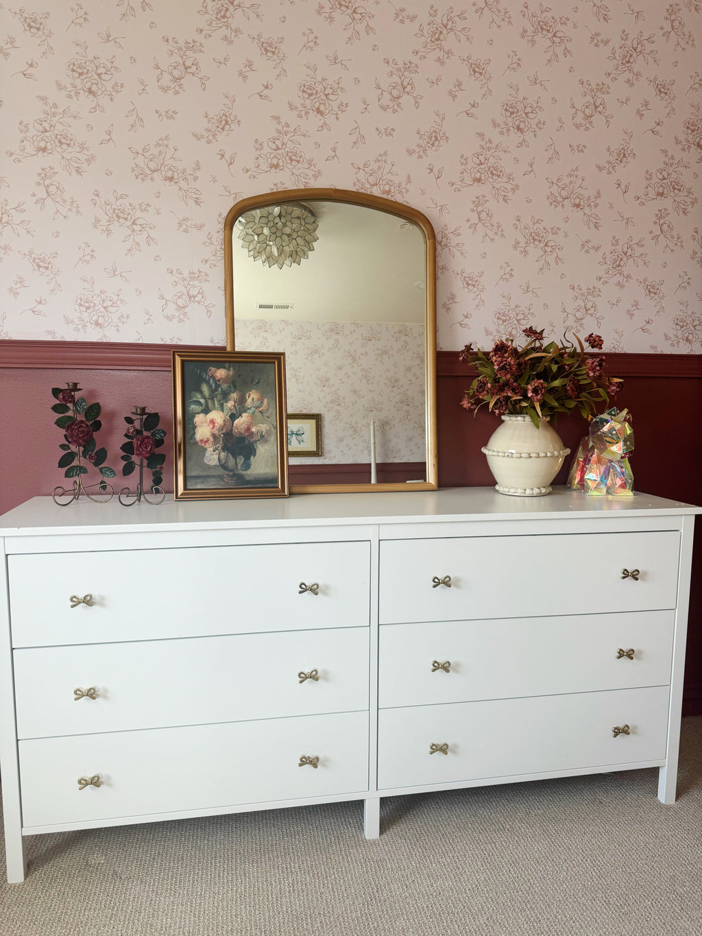 Gretl Floral Removable Wallpaper in Dusty-Rose and Off-White