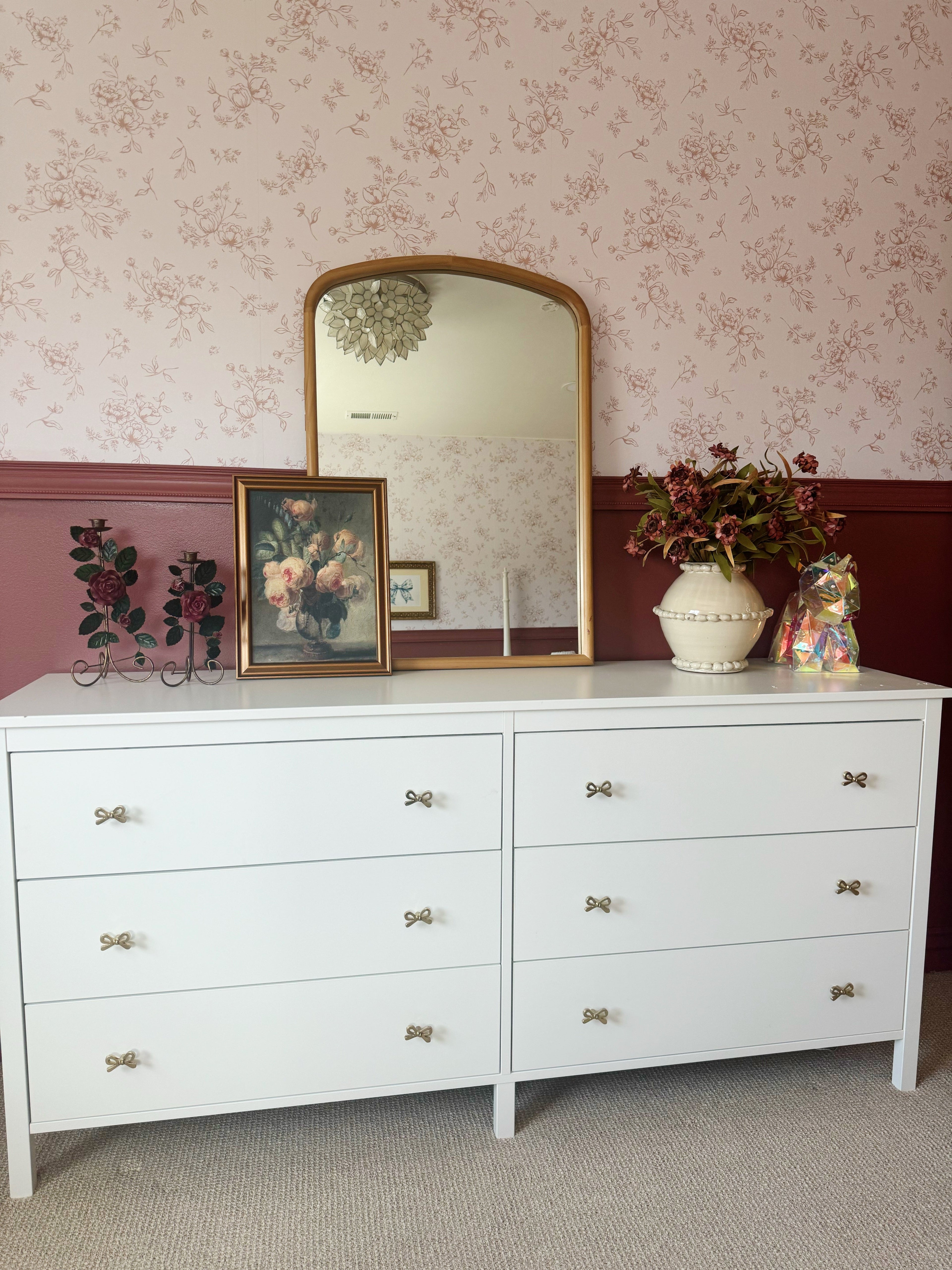 Gretl Floral Removable Wallpaper in Dusty-Rose and Off-White