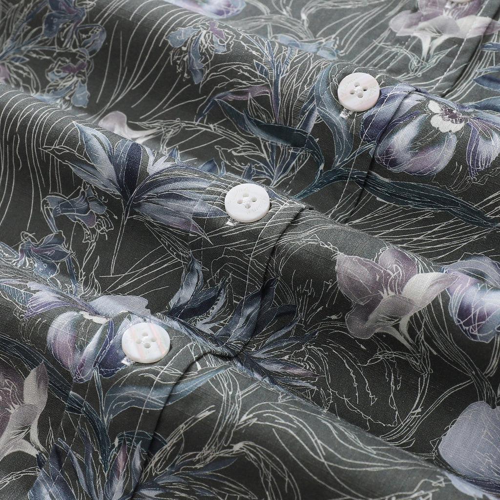 1920s Vintage Floral Aloha Shirt in Grey Blue and White