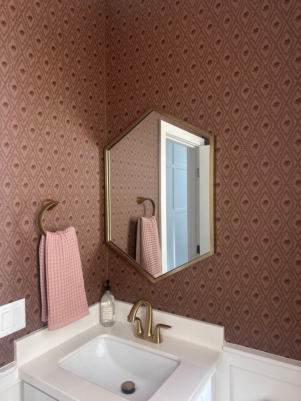 Violet Floral Removable Wallpaper for Modern Home Decor