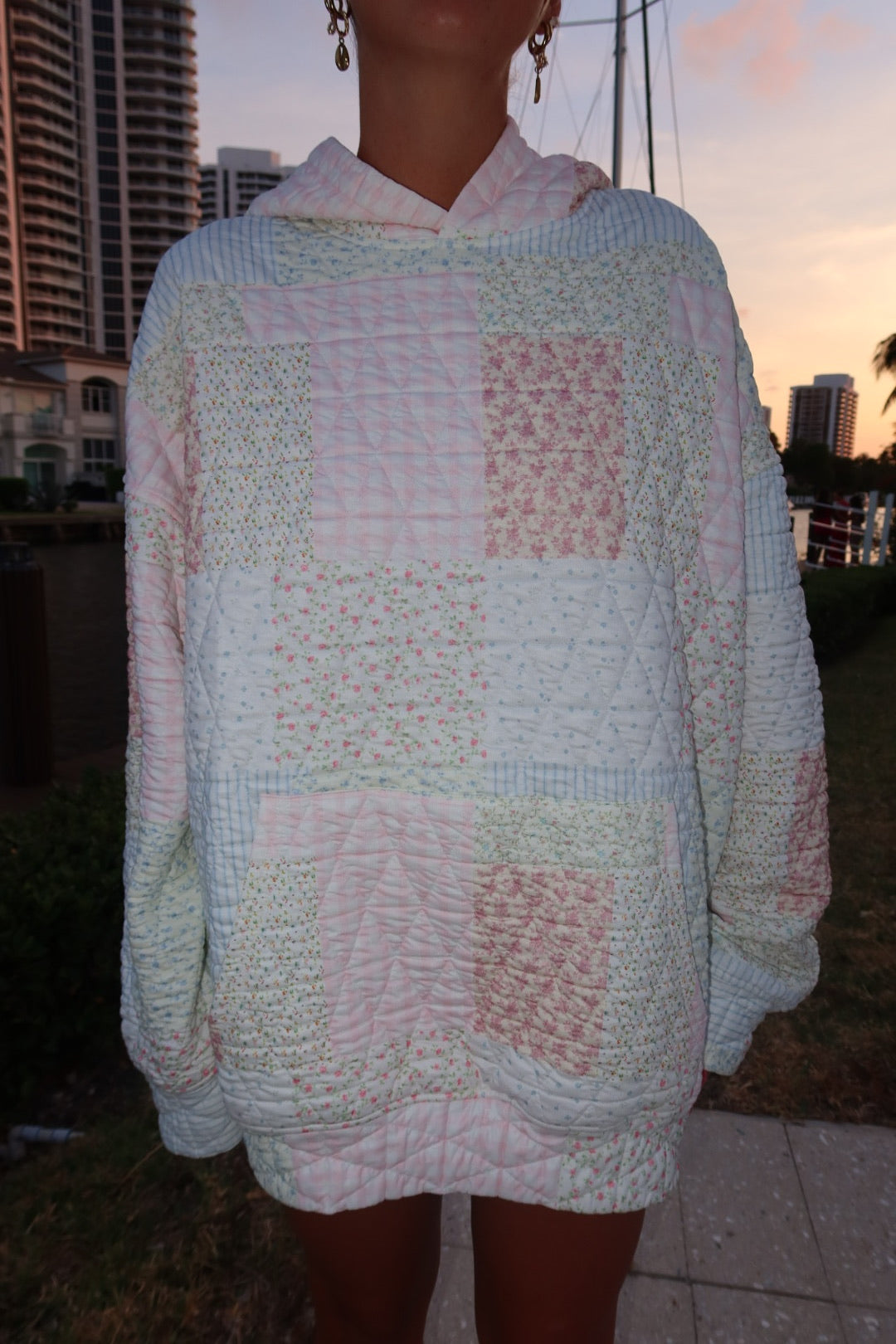 Quilted Pastel Hoodie: Cozy Unisex Pullover for Everyday Style