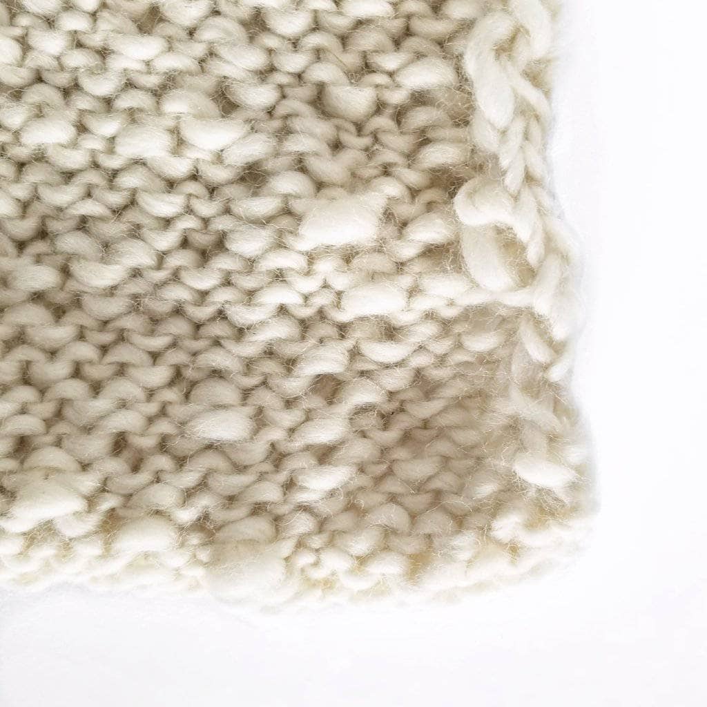 Simple Style Cowl Knitting Kit for Beginners