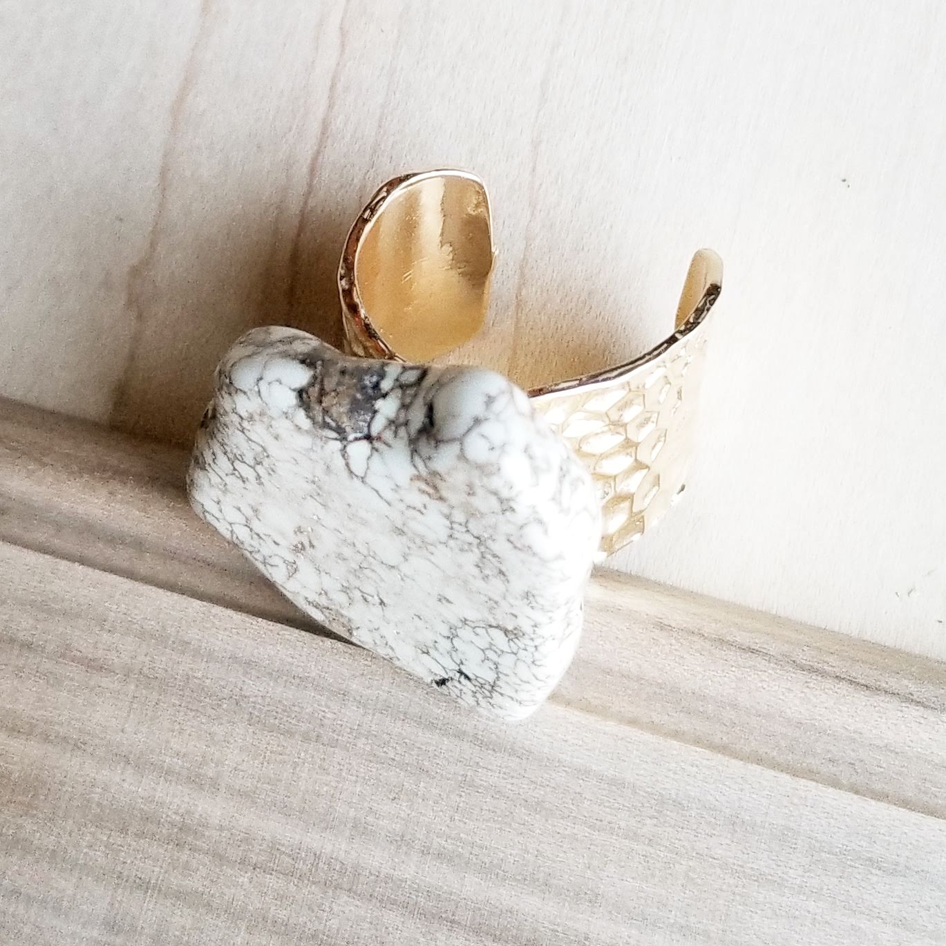 White Turquoise Howlite Slab Ring Gold Cuff