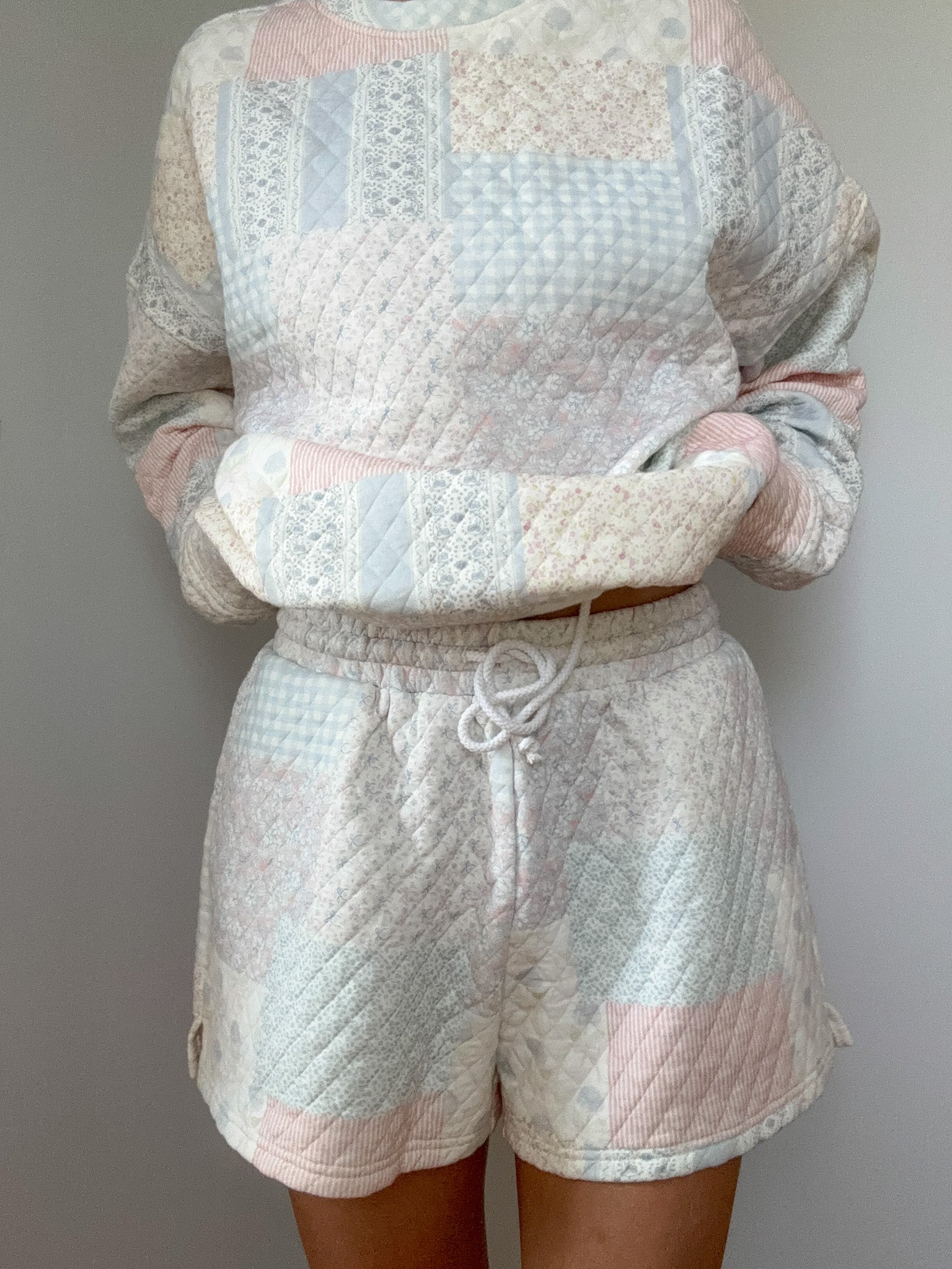 Blue Quilted Pastel Striped Shorts - Unisex Casual Lounge Bottoms