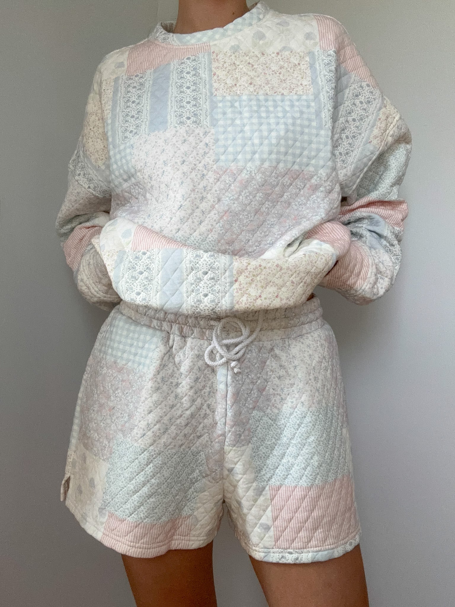 Blue Quilted Pastel Striped Shorts - Unisex Casual Lounge Bottoms