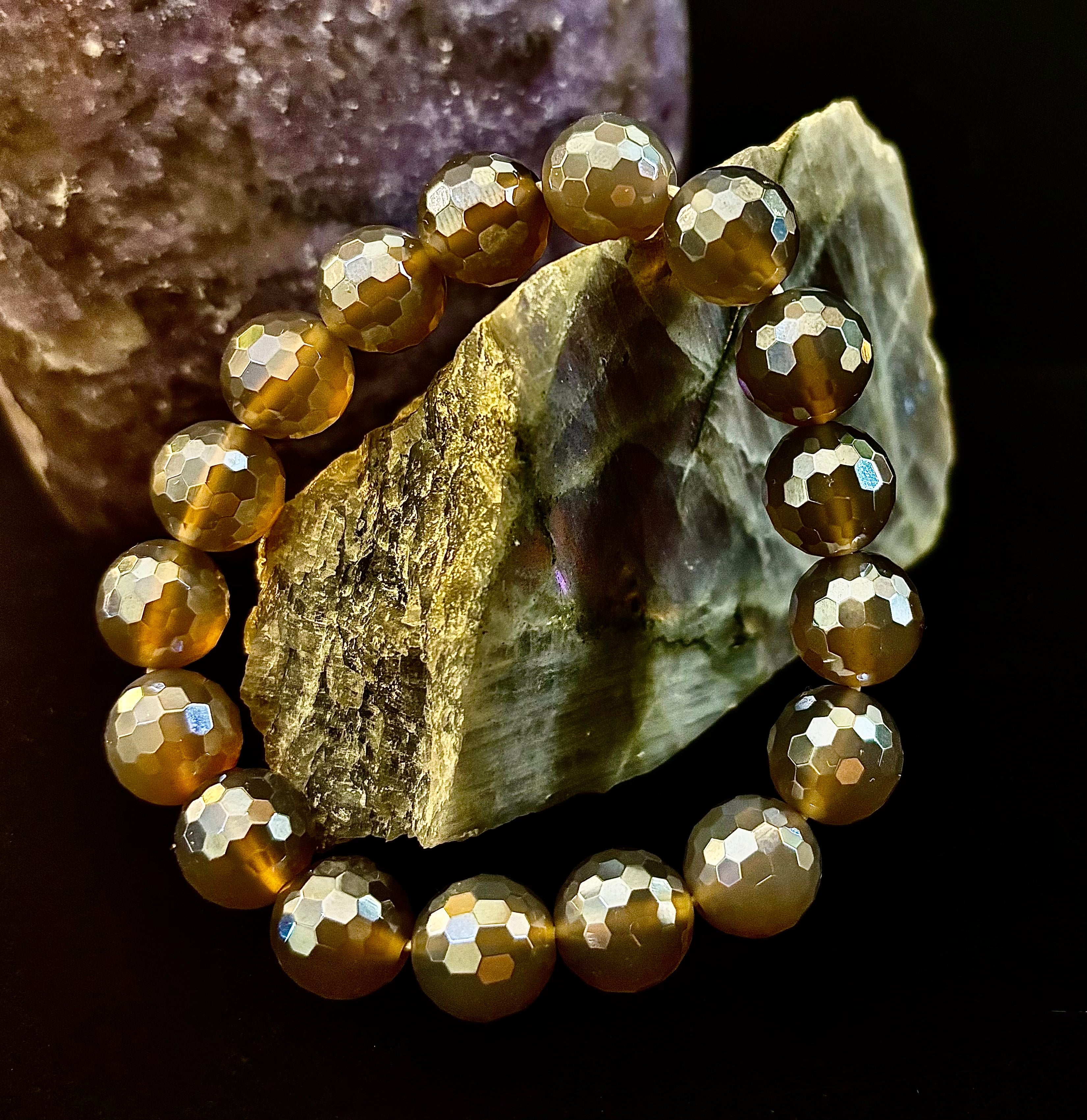 I Feel So Free Bracelet - Mystic Agate 12mm Faceted Beads