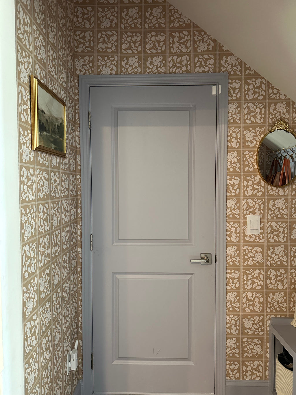 Francine Vintage-Inspired Floral Wallpaper - Light Blue & White