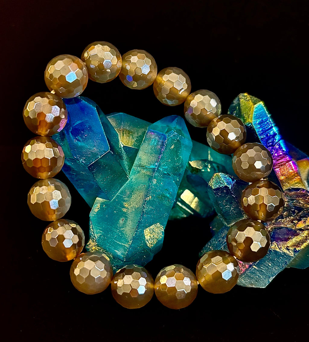 I Feel So Free Bracelet - Mystic Agate 12mm Faceted Beads