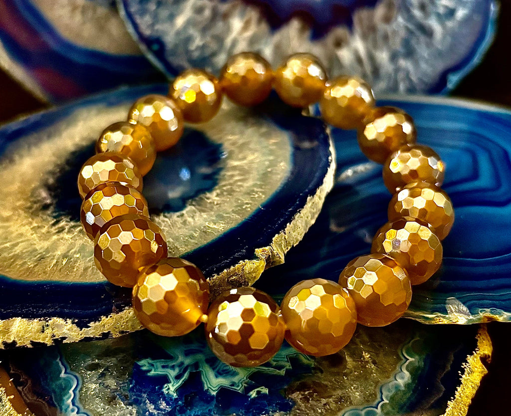 I Feel So Free Bracelet - Mystic Agate 12mm Faceted Beads
