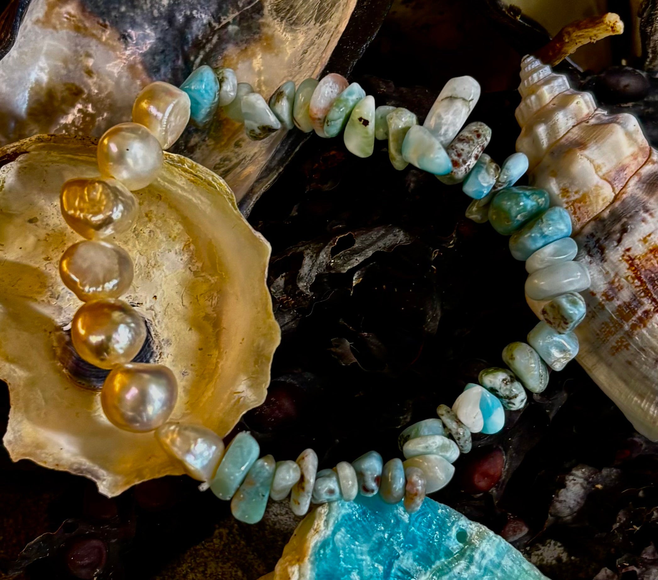 🌊 Mermaid's Treasure Bracelet - Larimar & Cultured Freshwater Pearl Stretch Bracelet