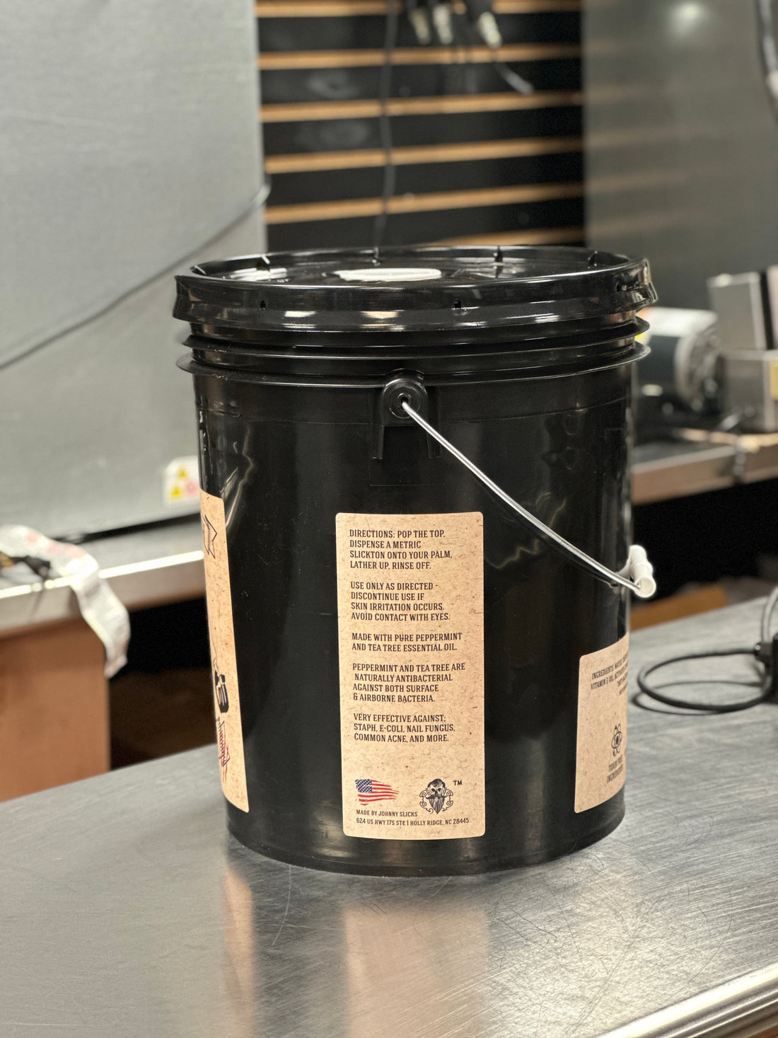 5 Gallon After Action Organic Body Wash Pail with Pump - Image 3