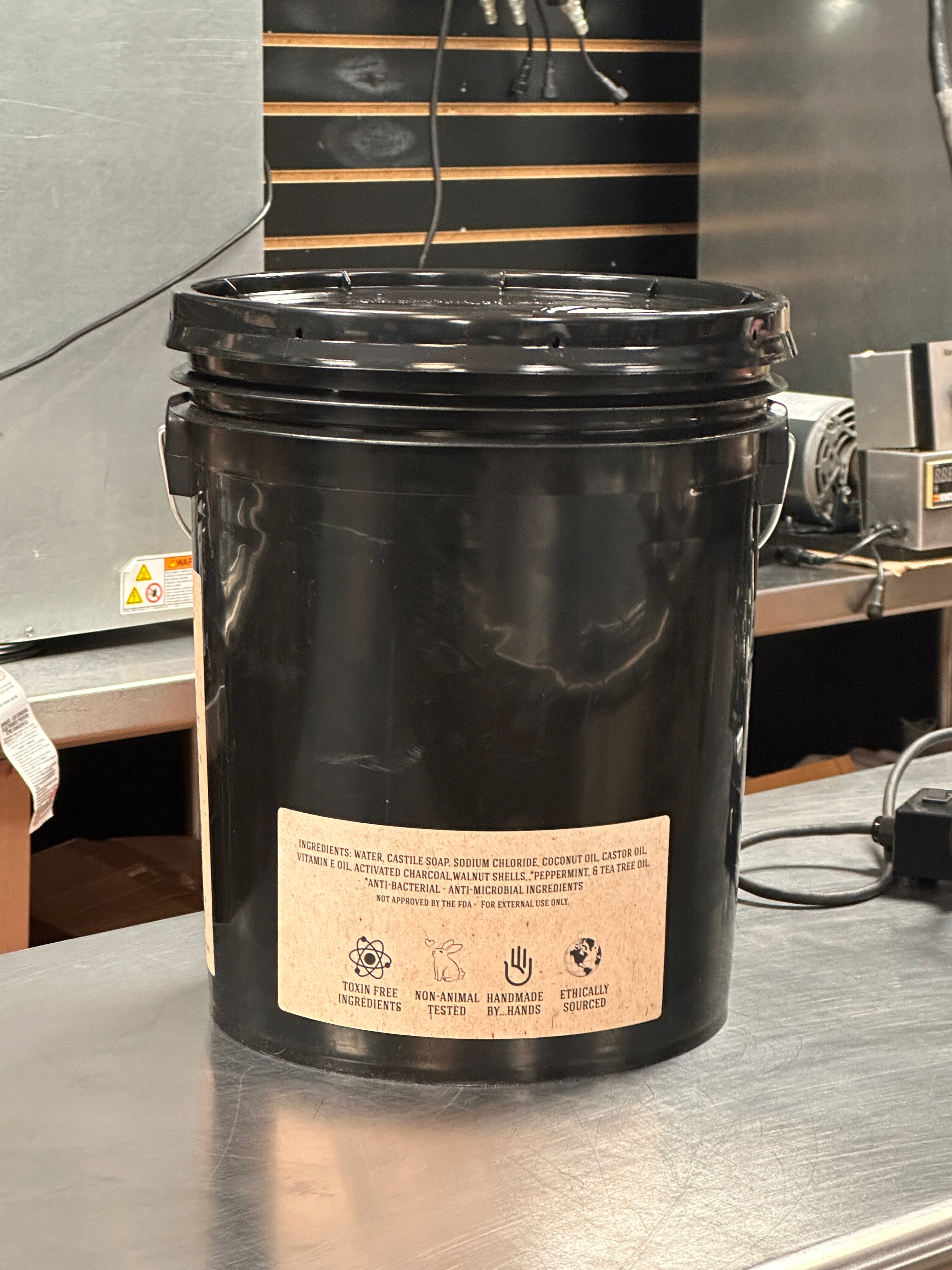 5 Gallon After Action Organic Body Wash Pail with Pump - Image 4