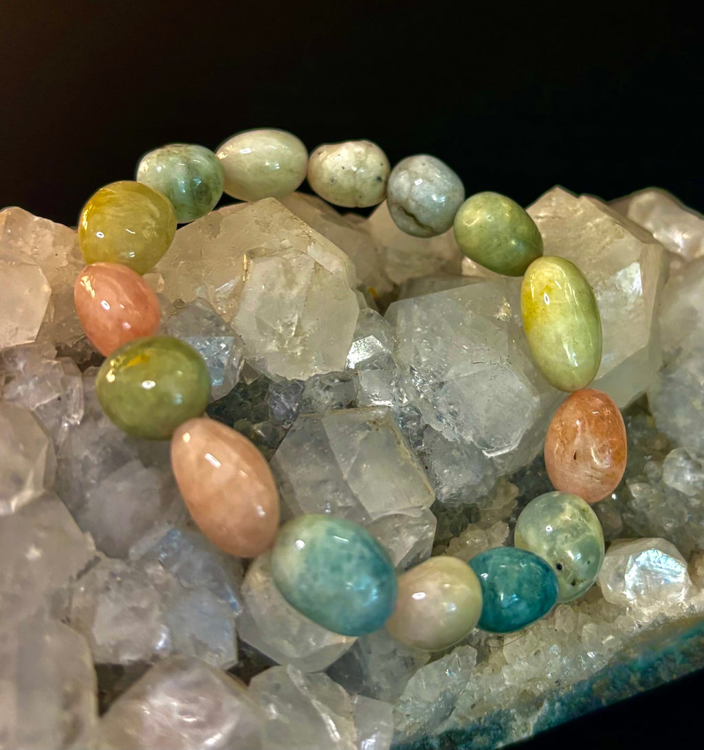 🌸 Heart in Bloom Morganite Bracelet