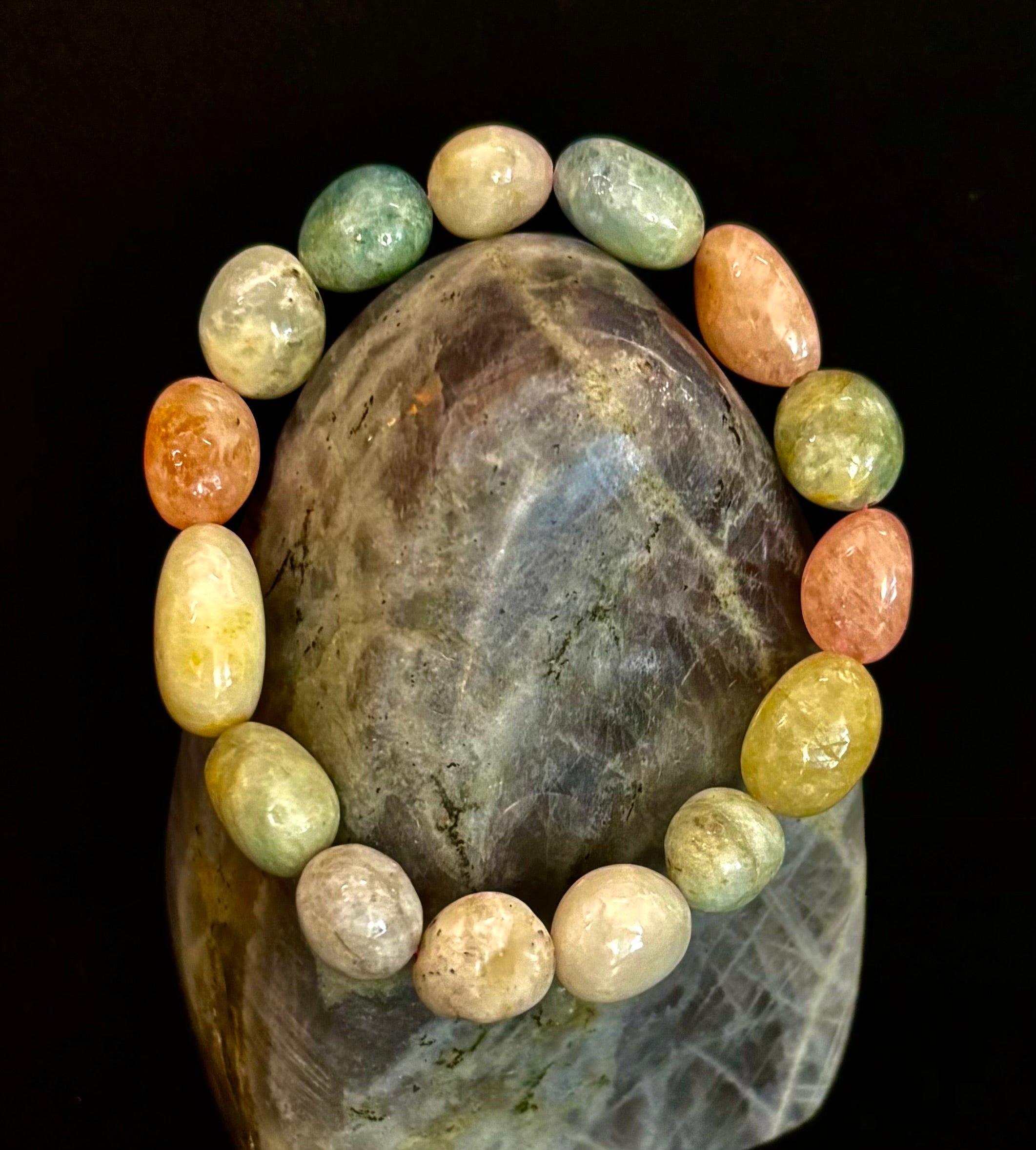 🌸 Heart in Bloom Morganite Bracelet