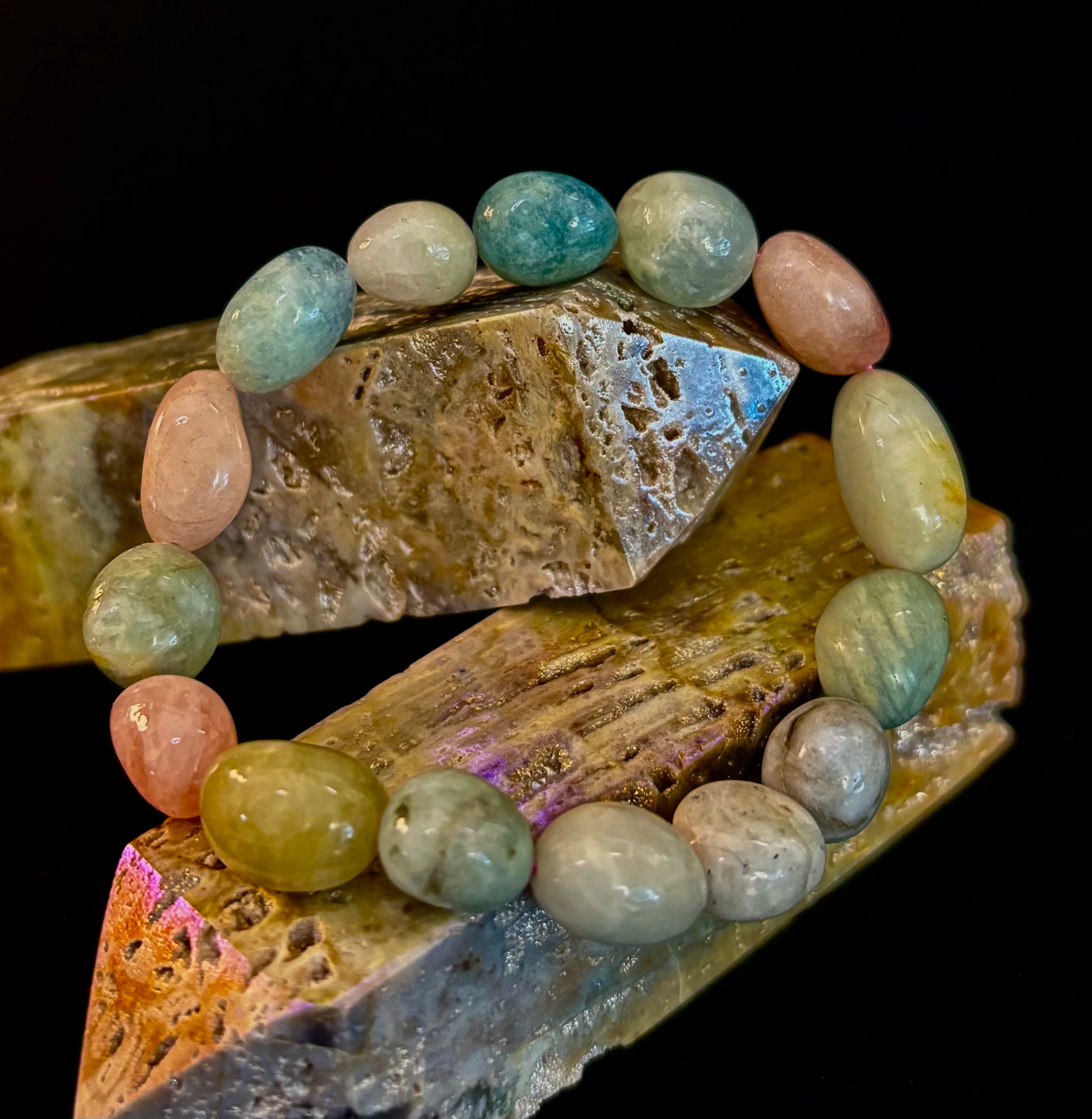 🌸 Heart in Bloom Morganite Bracelet