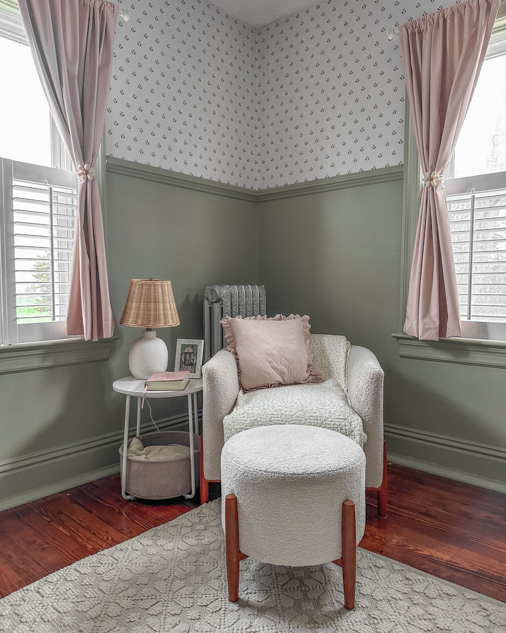 Baylor Floral Removable Wallpaper in Cream, Sage-Green & Dusty-Rose