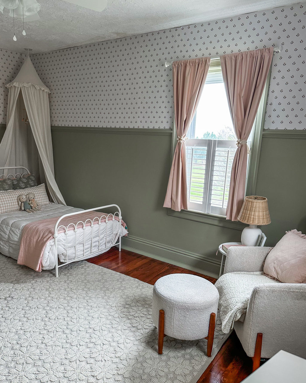 Baylor Floral Removable Wallpaper in Cream, Sage-Green & Dusty-Rose