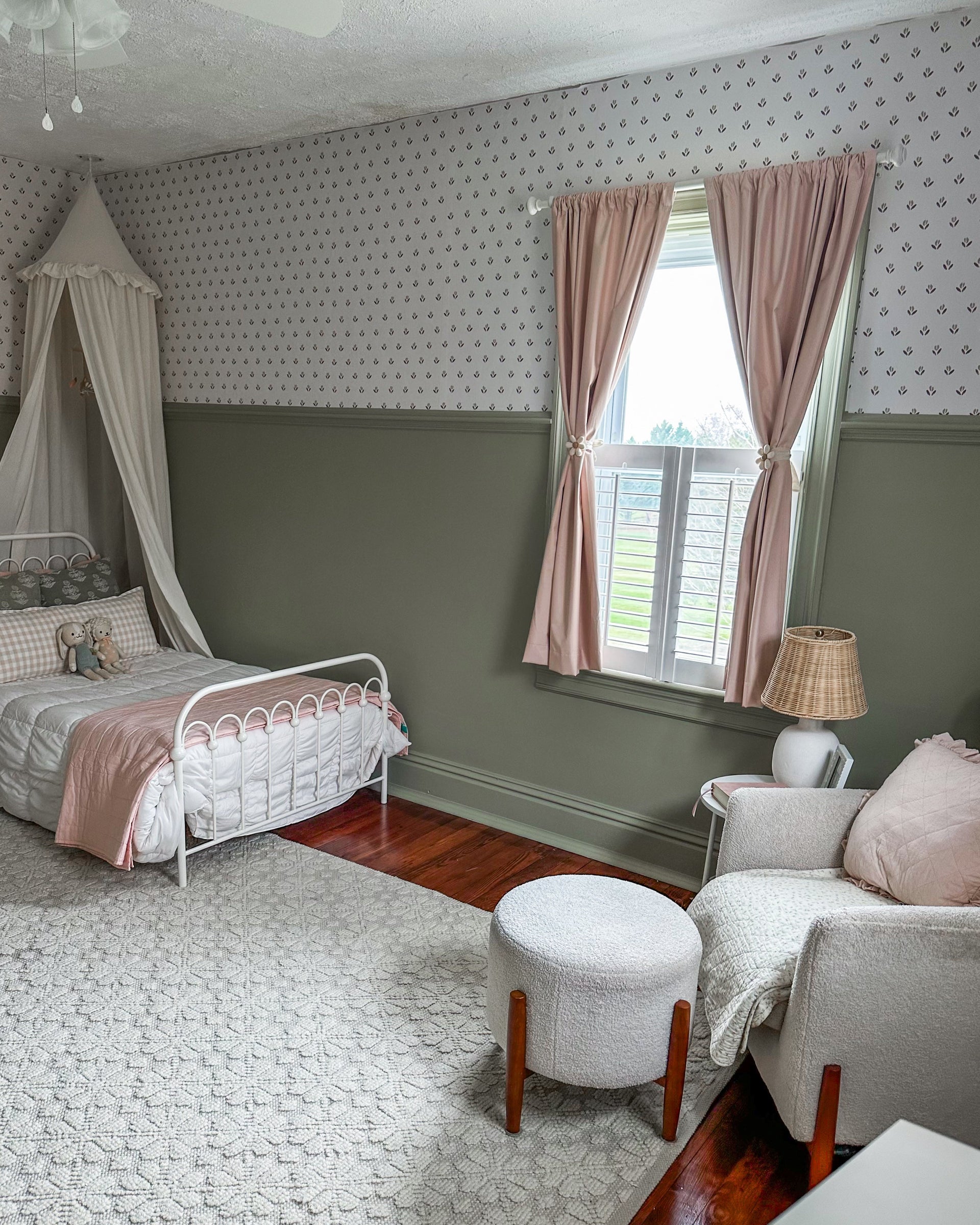 Baylor Floral Removable Wallpaper in Cream, Sage-Green & Dusty-Rose