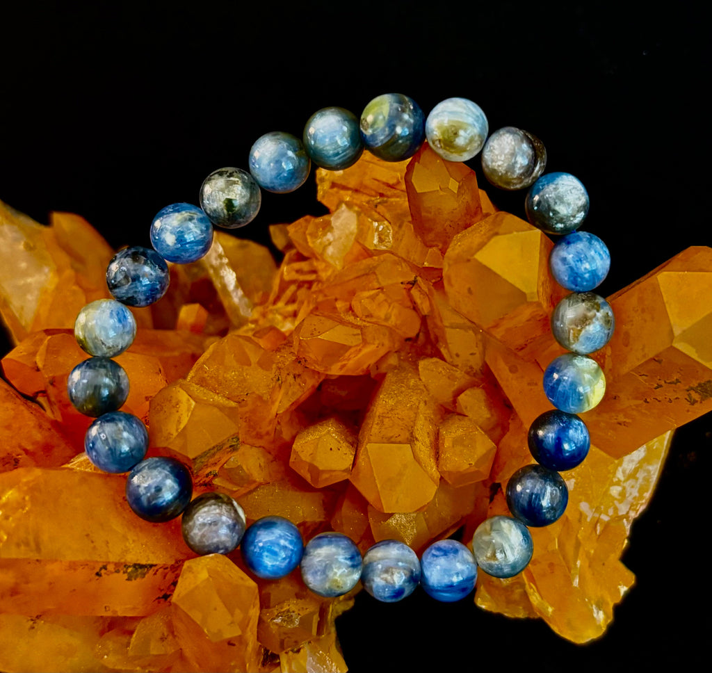 Reiki-Infused Blue Kyanite Bracelet for Clear Communication, High Vibration & Alignment (8mm)