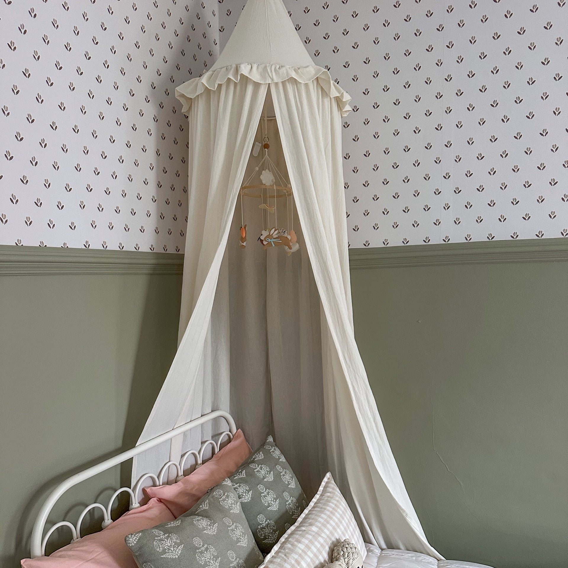 Baylor Floral Removable Wallpaper in Cream, Sage-Green & Dusty-Rose