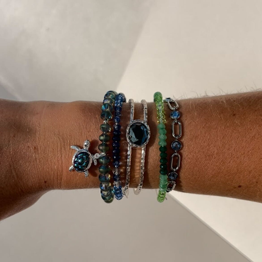 Ombre Faceted Stone Beaded Charm Bangle in Green
