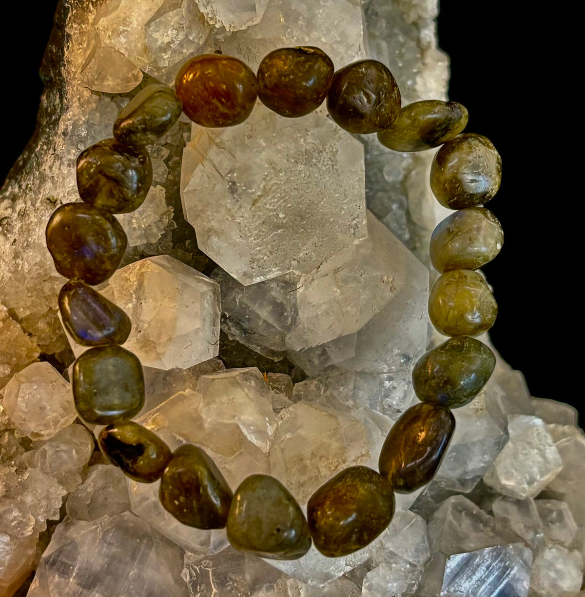 Cosmic Pebble Magic – Tumbled Natural Labradorite Bracelet (10–12mm)
