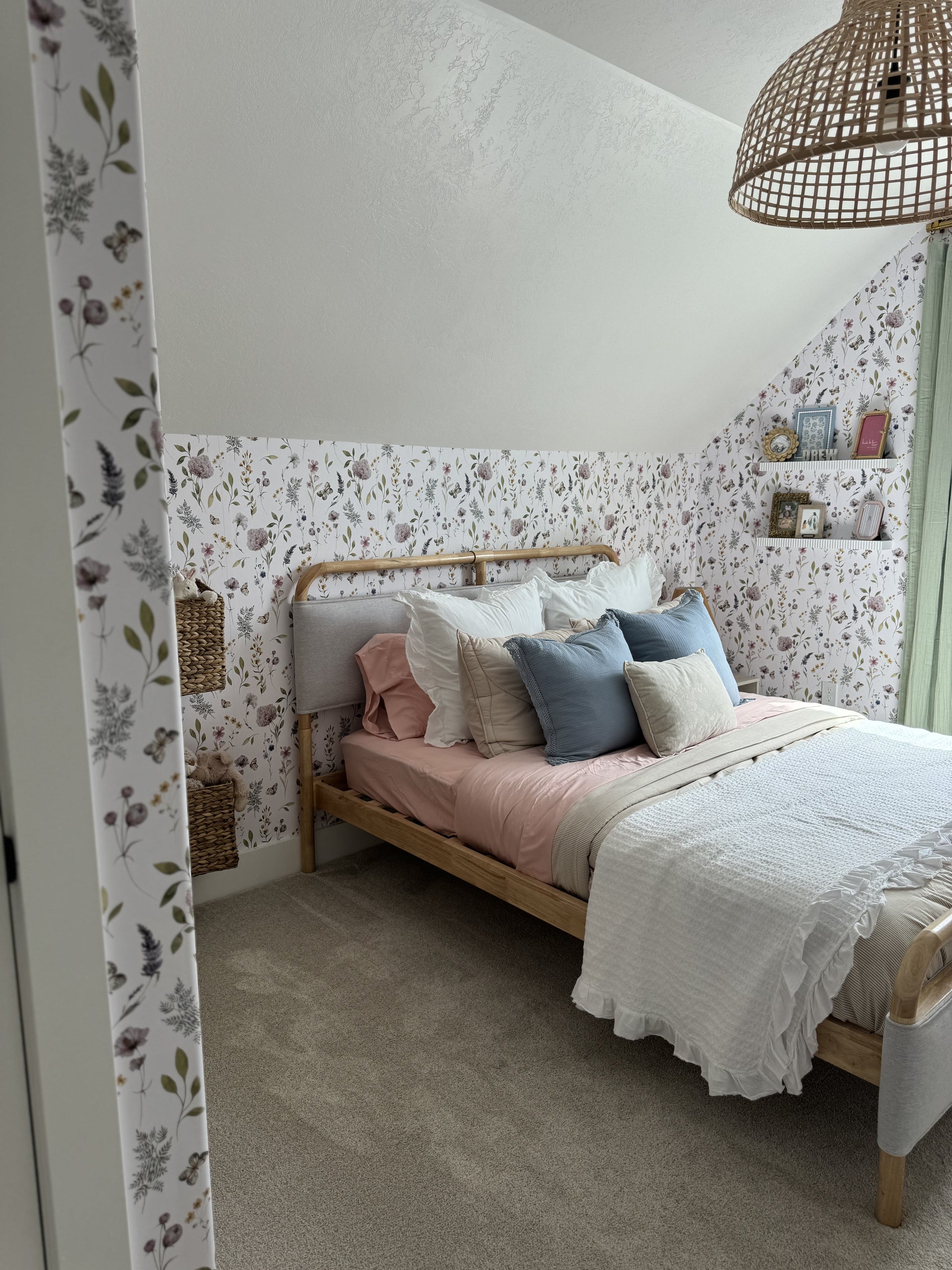Valerie Floral Wallpaper in Sage-Green, Blush-Pink & Lavender