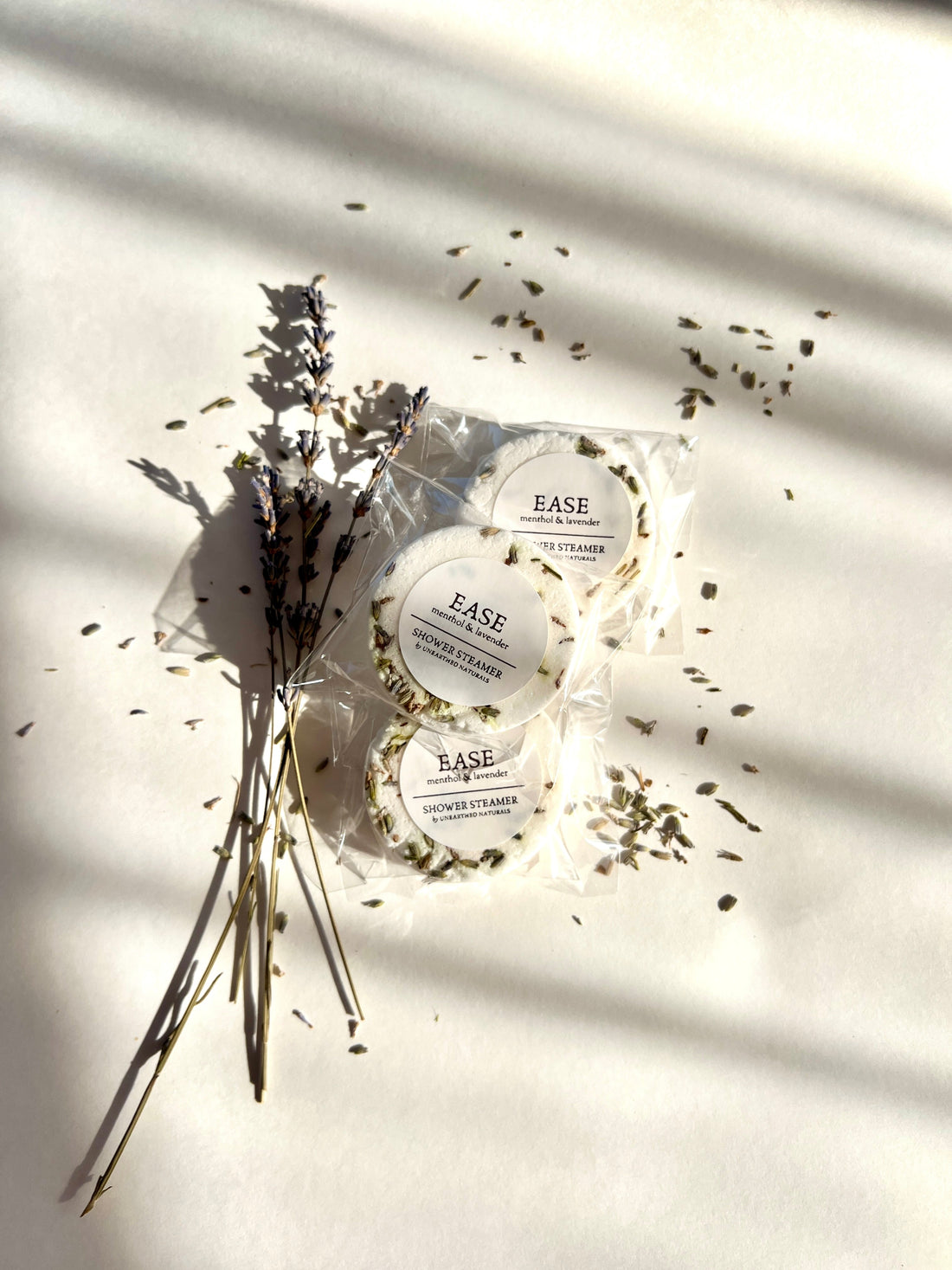 Ease Lavender and Menthol Aromatherapy Shower Steamer Tab - Image 2
