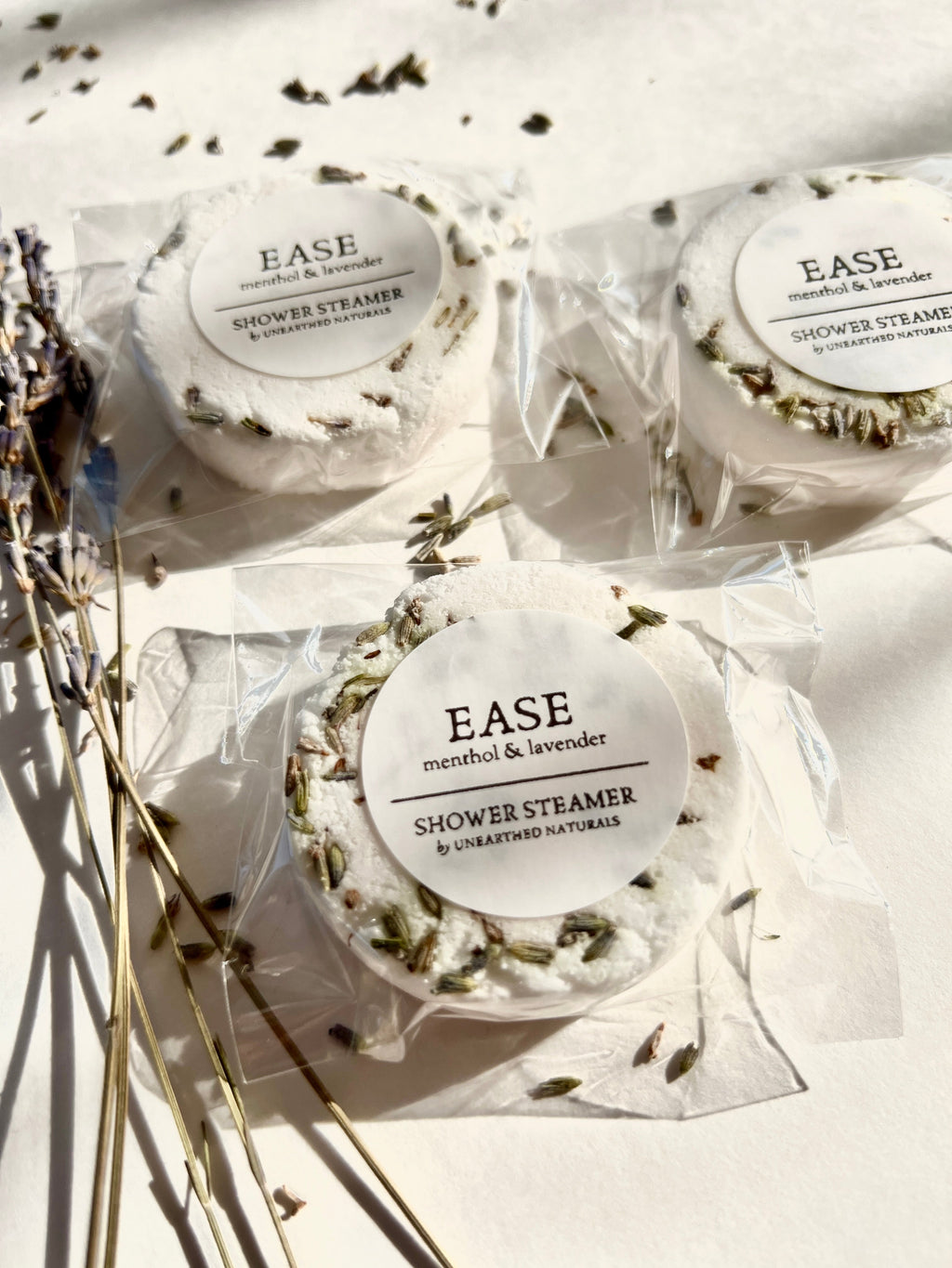 Ease Lavender and Menthol Aromatherapy Shower Steamer Tab - Image 3
