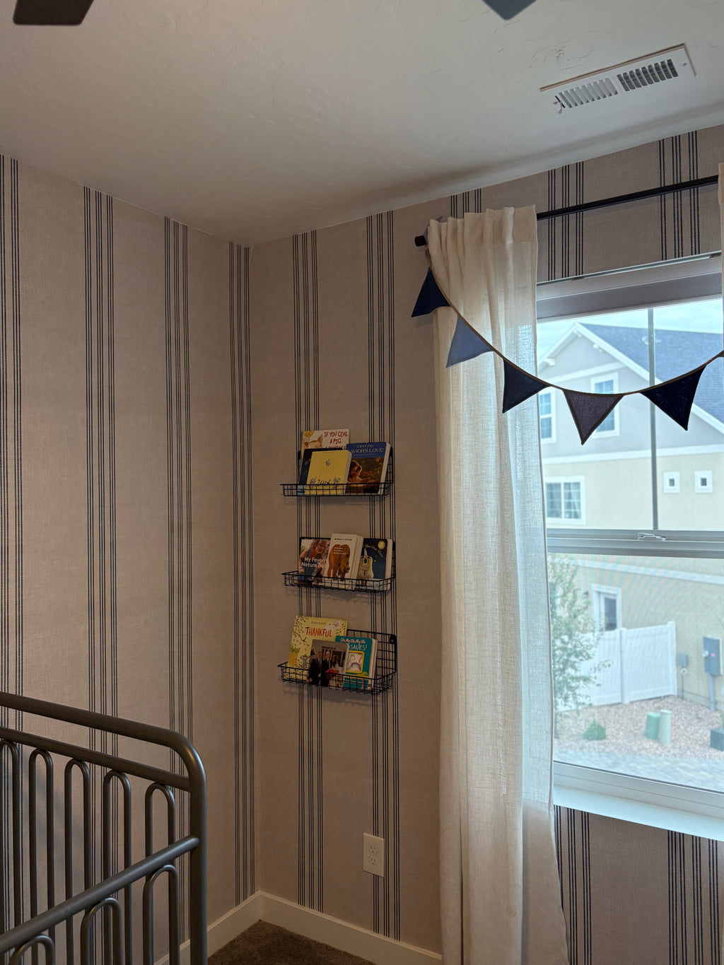 Ridley Peel and Stick Removable Wallpaper for Easy Home Updates