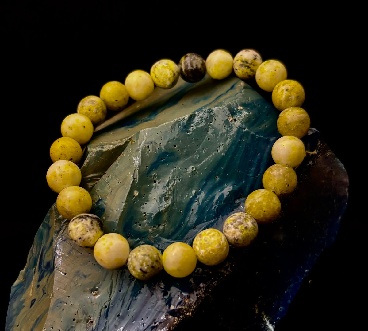 Yellow Serpentine Bracelet | The Sunshine & Renewal Gemstone